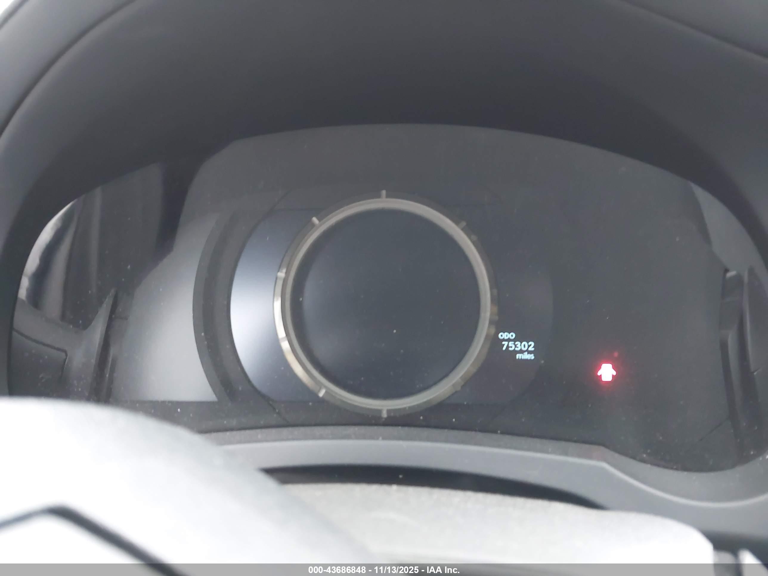 LEXUS IS image 7