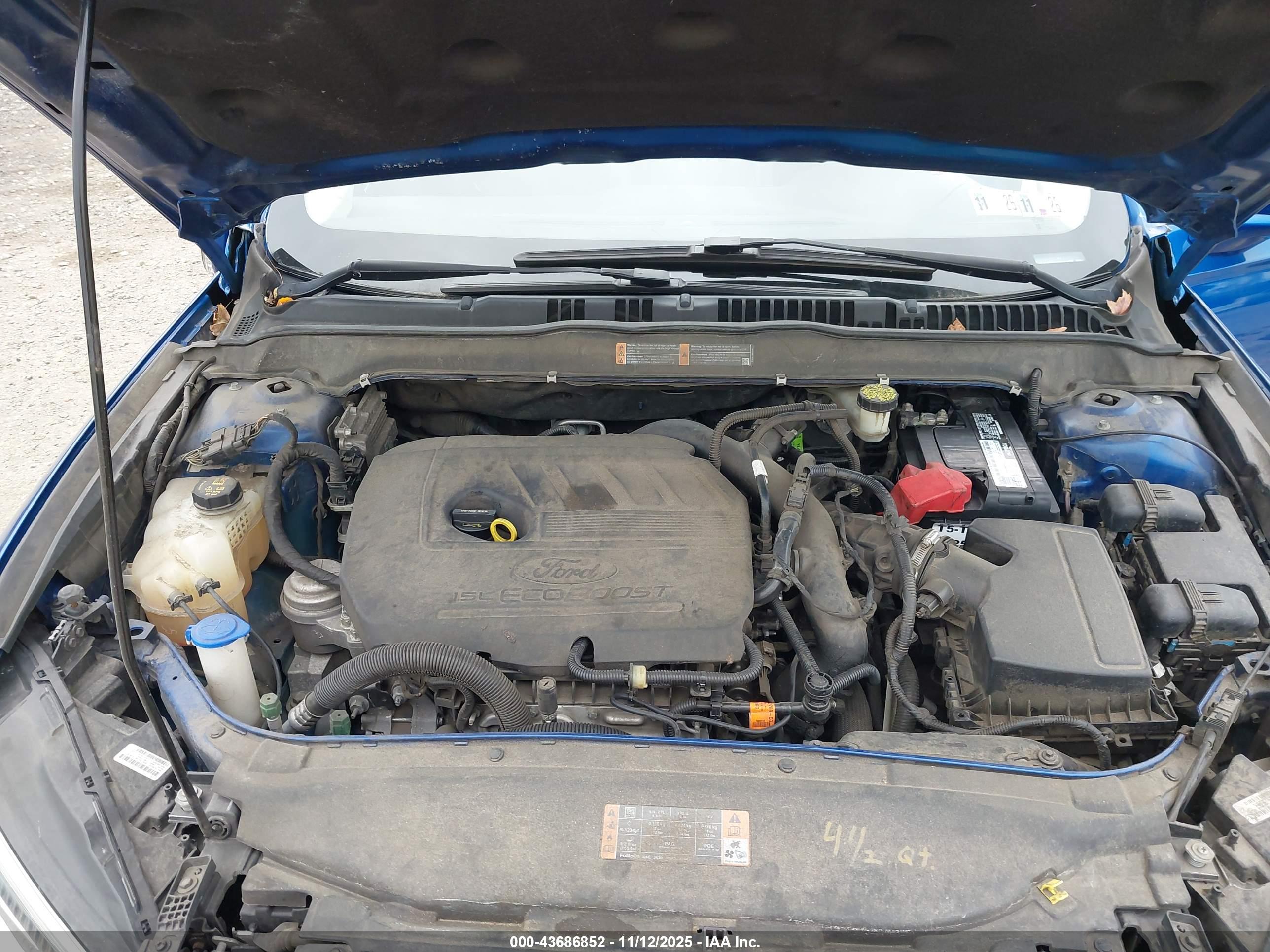 FORD FUSION image 10