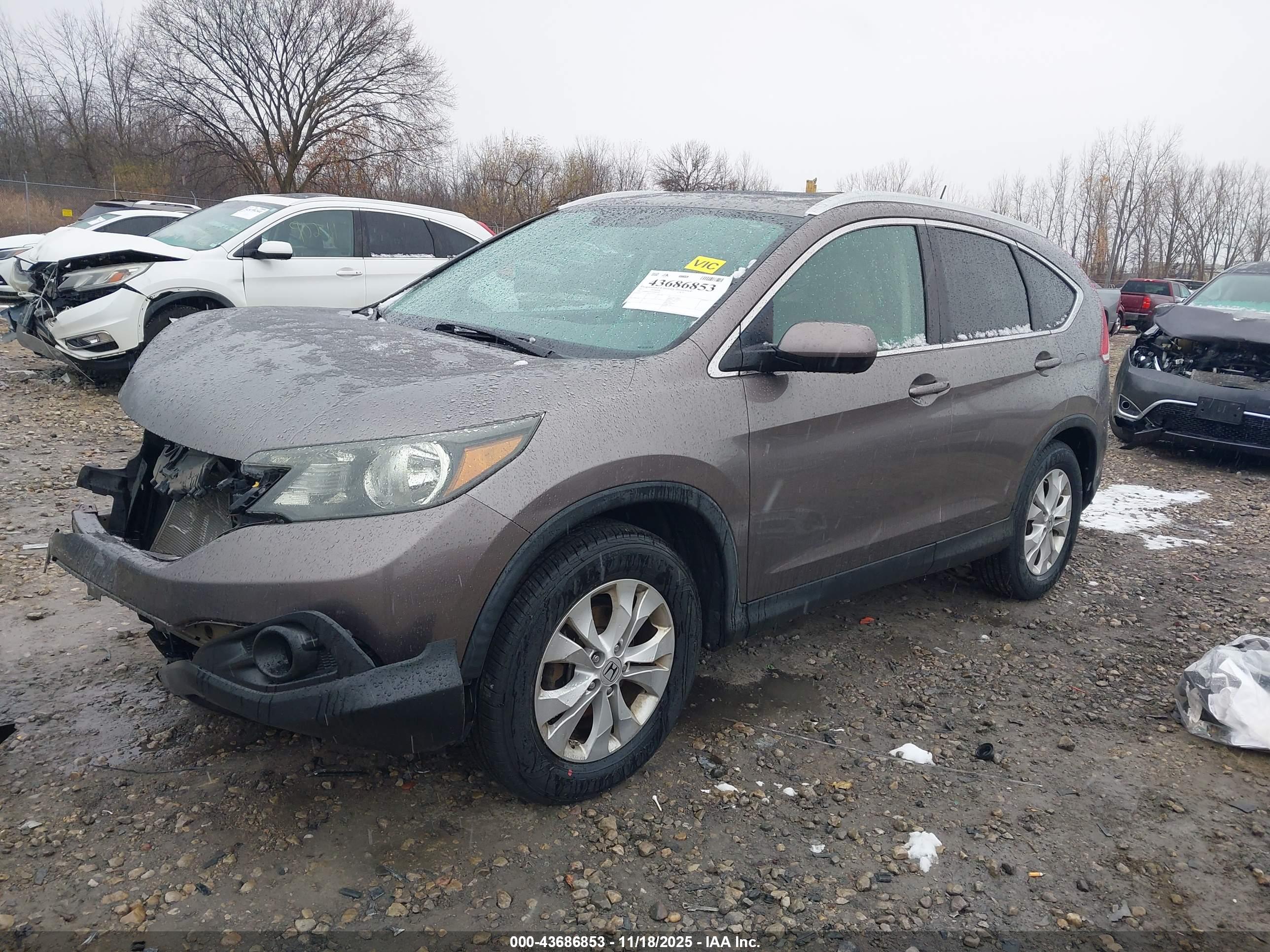 HONDA CR-V image 2