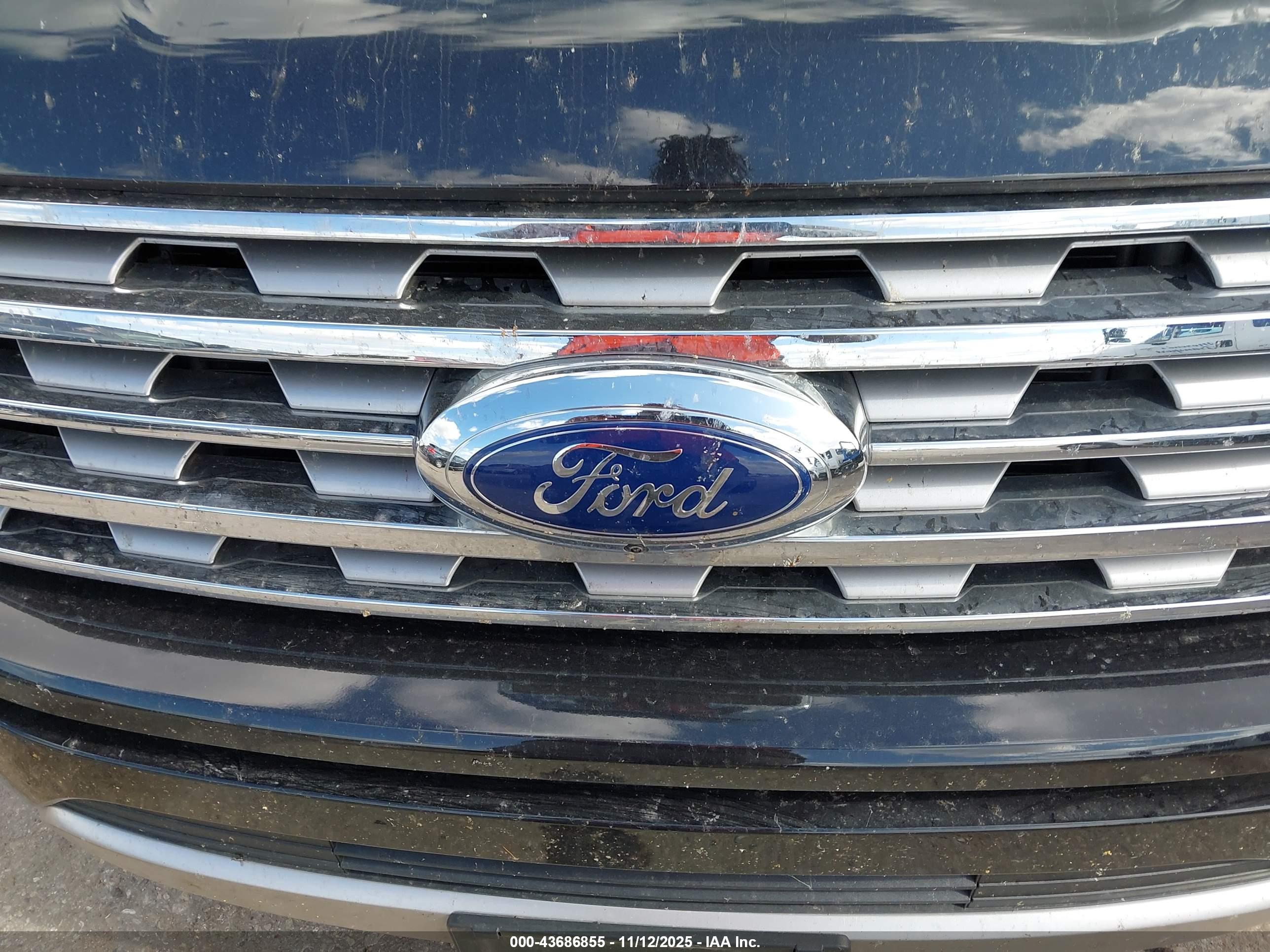 FORD EXPEDITION image 6