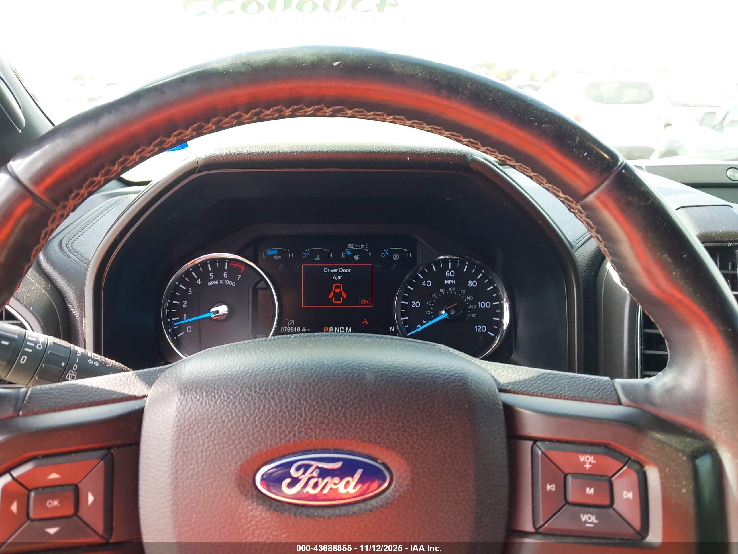FORD EXPEDITION image 7