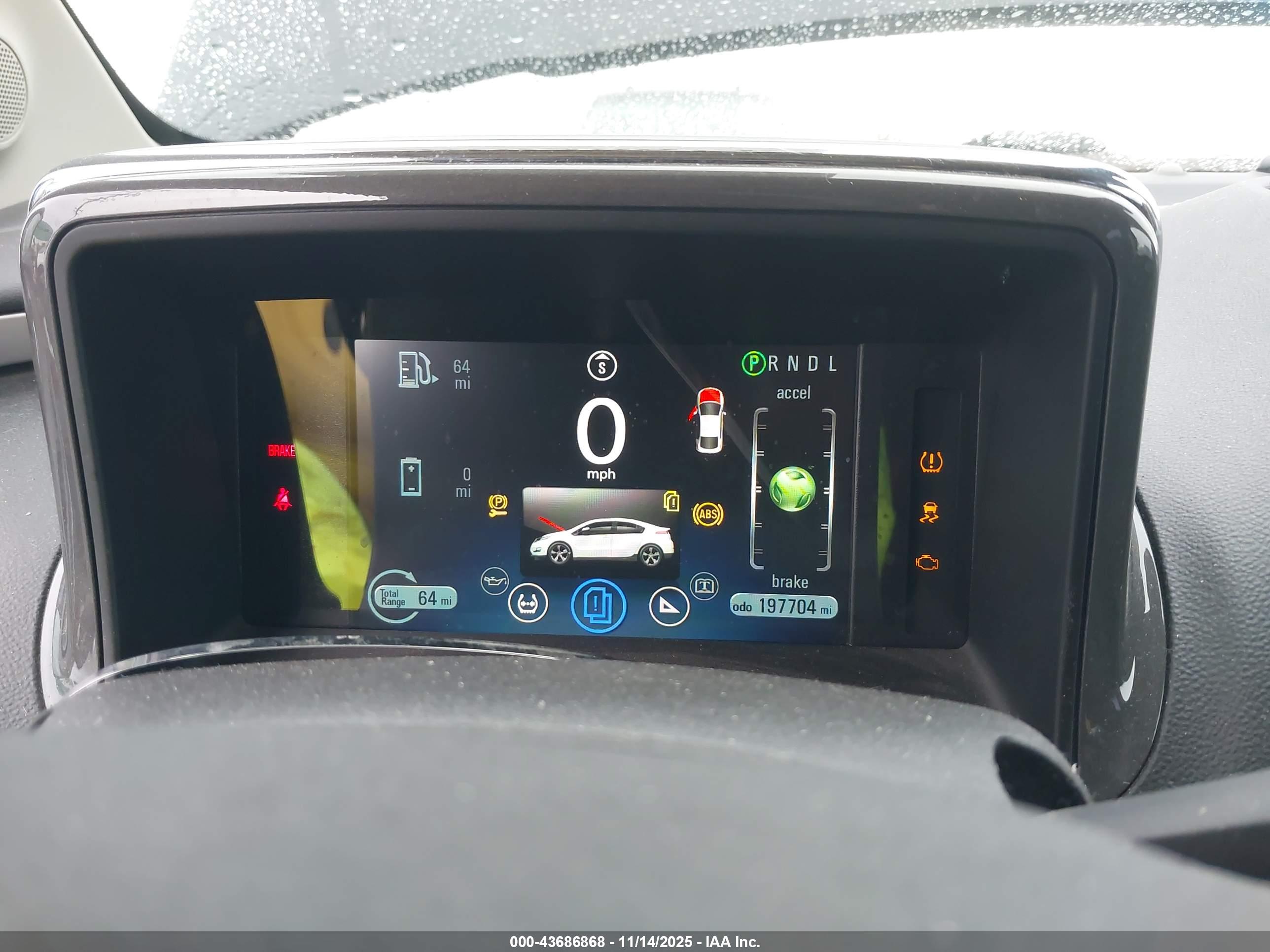 CHEVROLET VOLT image 7