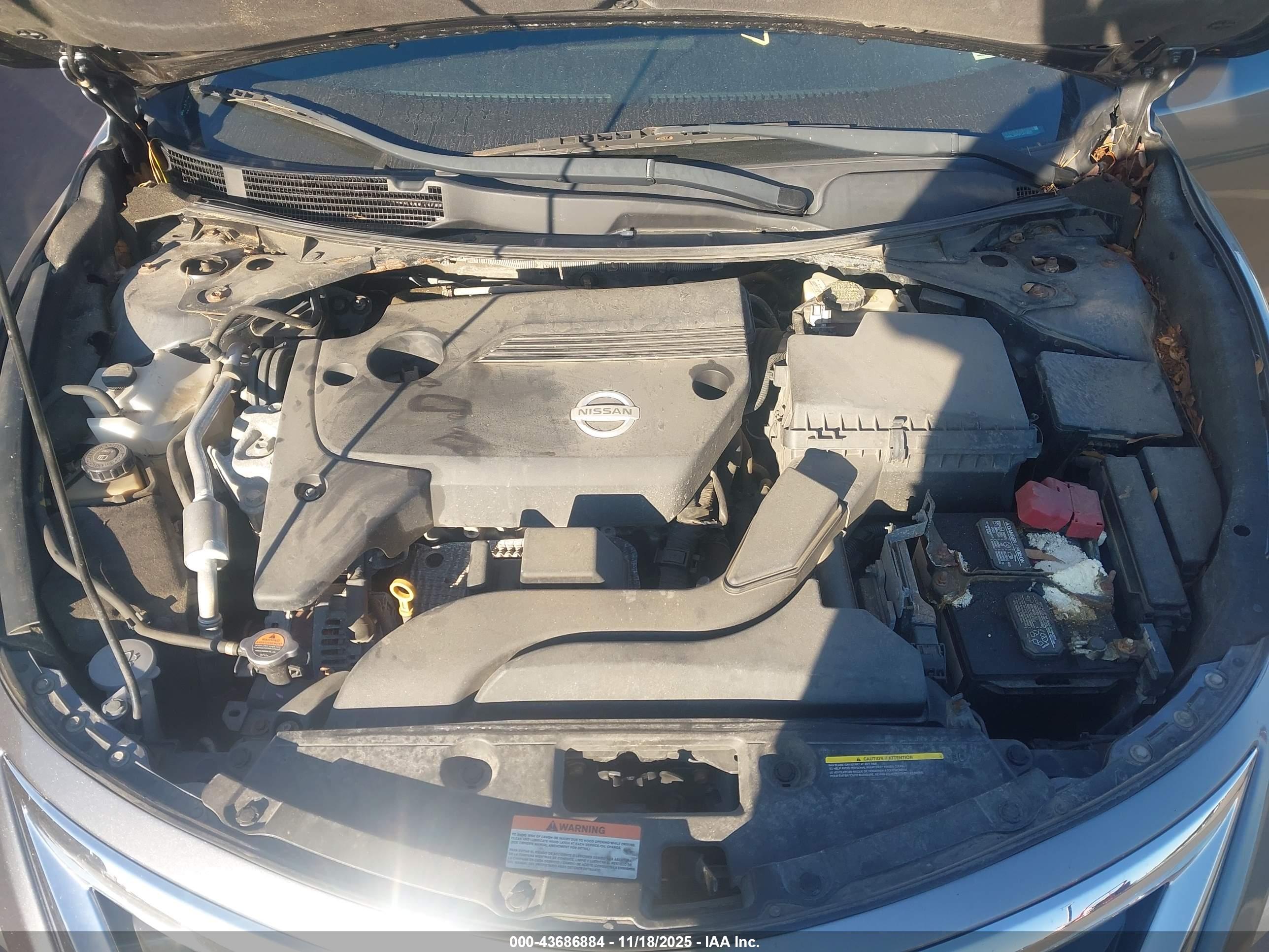 NISSAN ALTIMA image 10