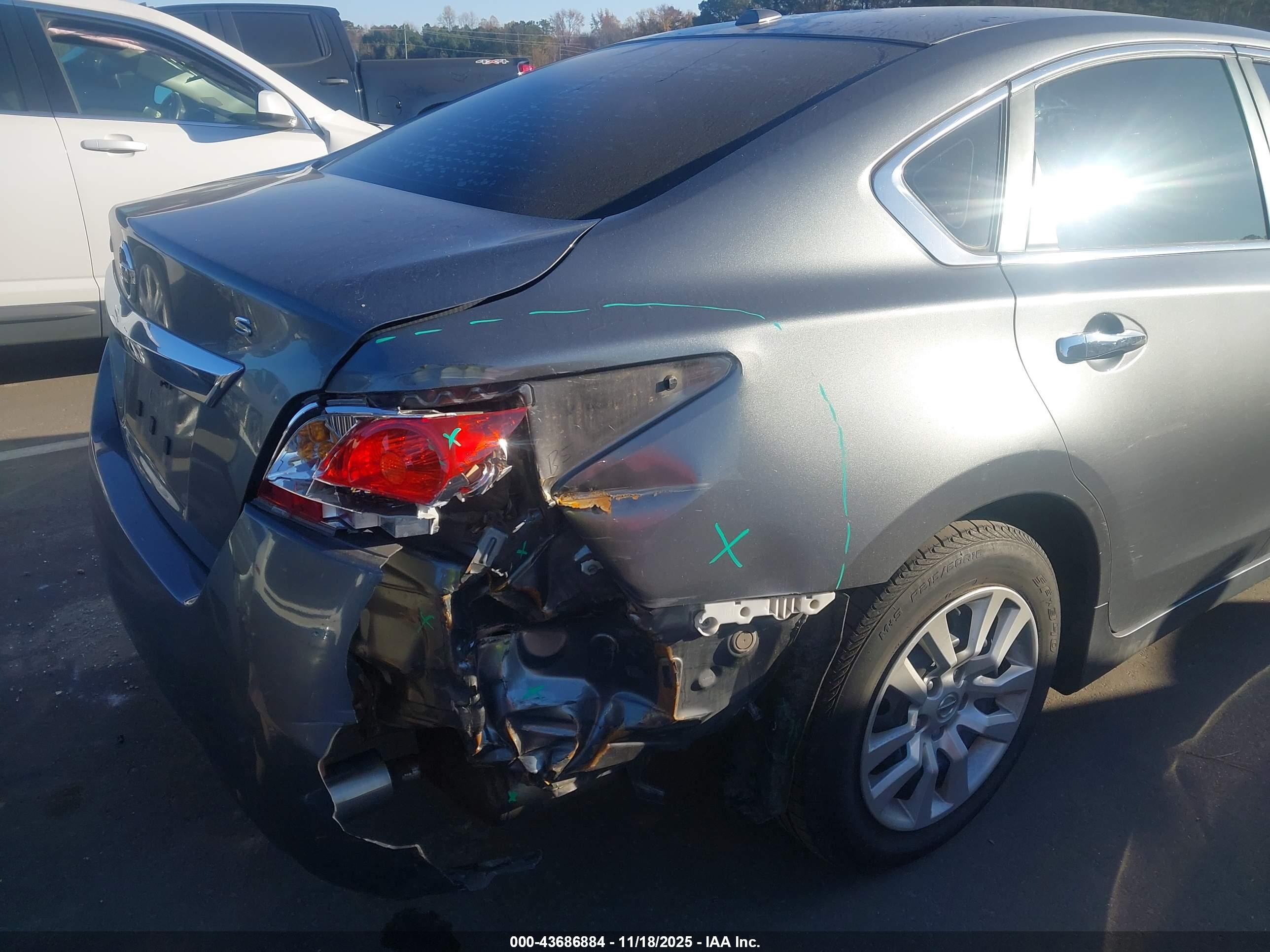 NISSAN ALTIMA image 6