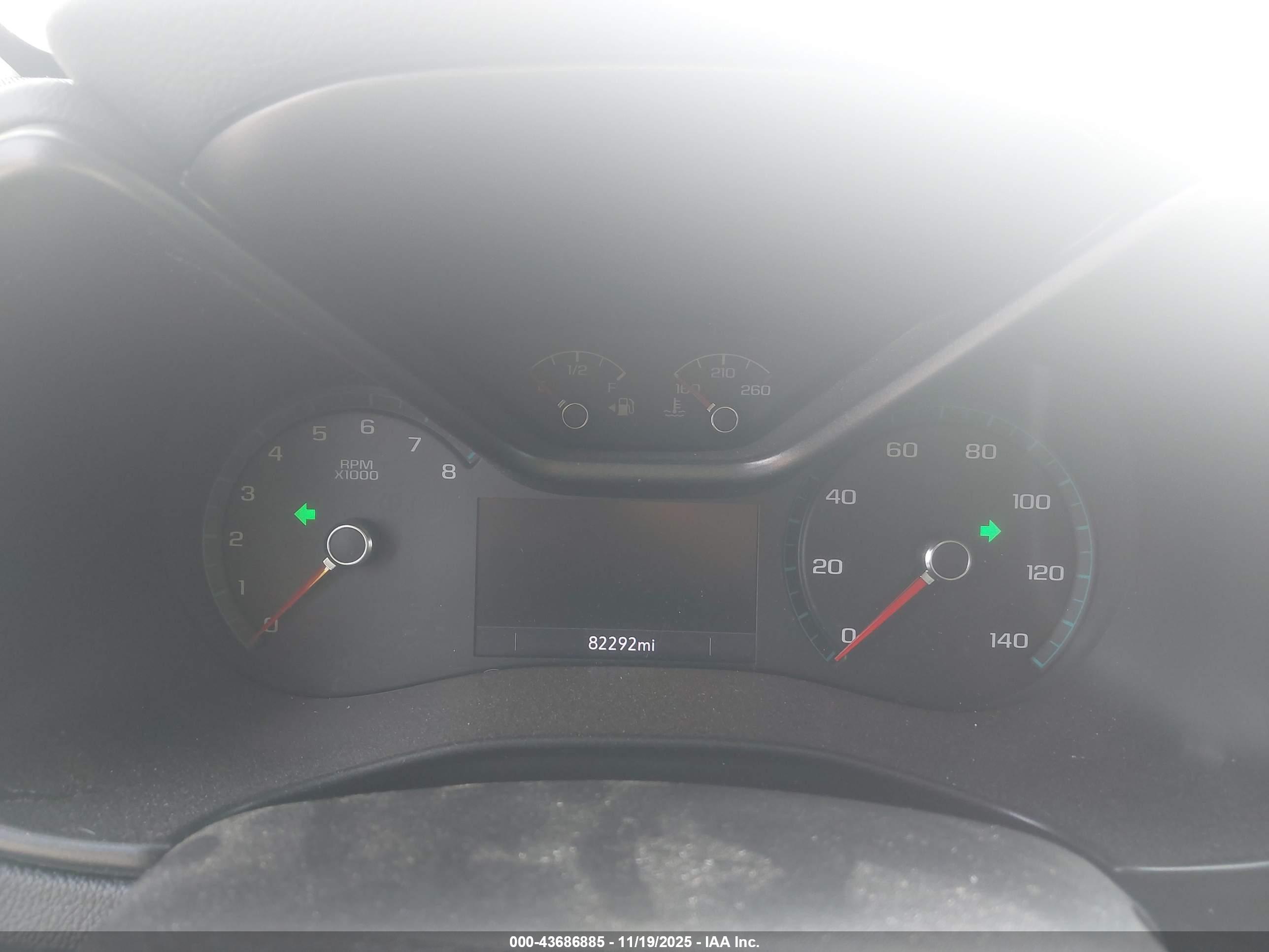 CHEVROLET COLORADO image 7