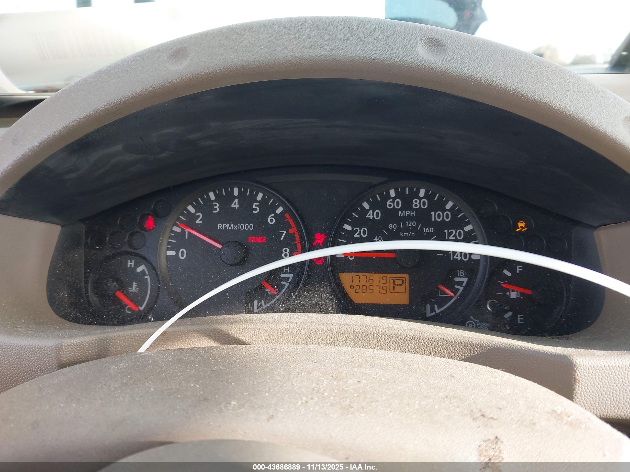 NISSAN FRONTIER image 7