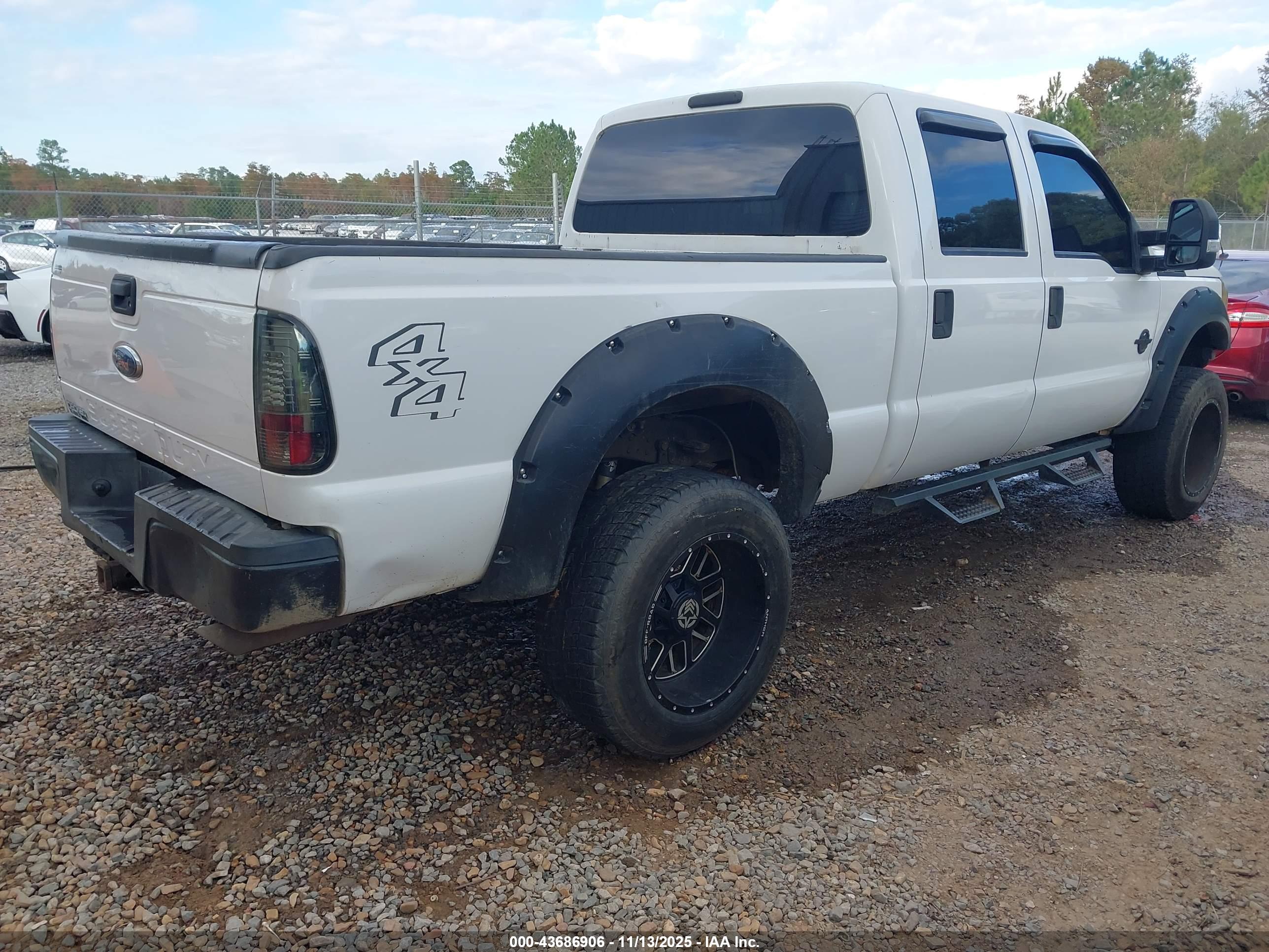 FORD F-250 image 4