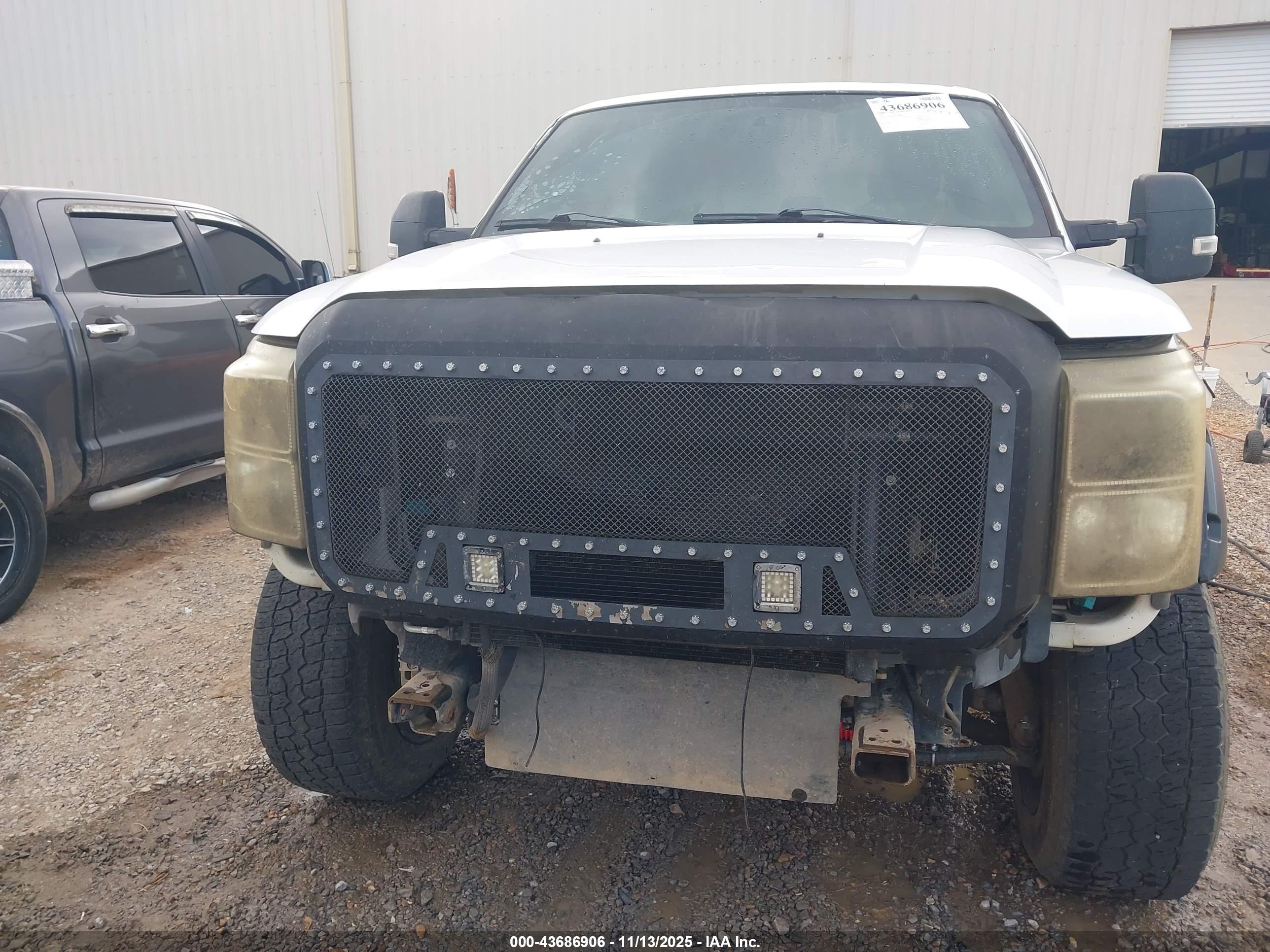 FORD F-250 image 6