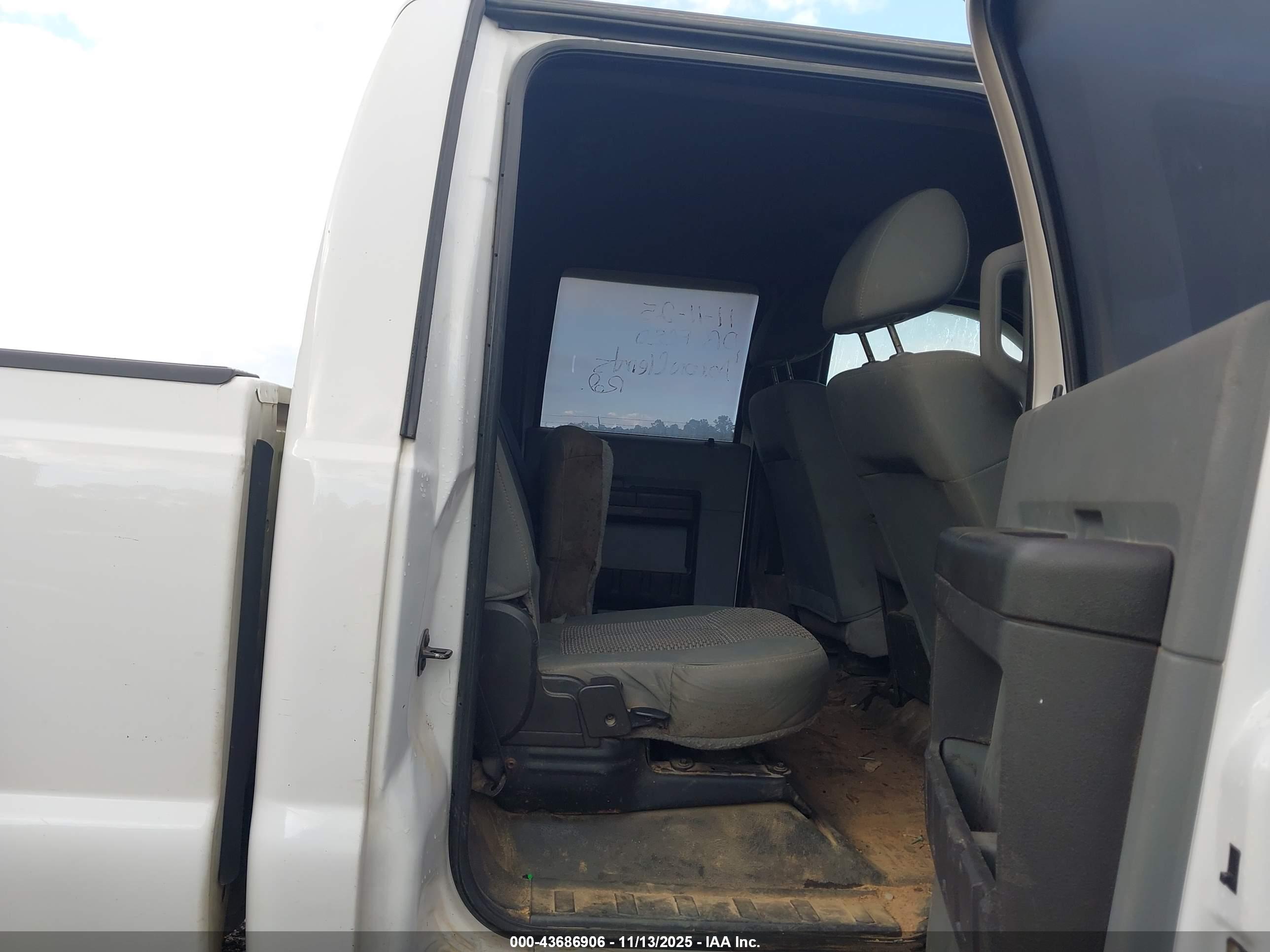 FORD F-250 image 8
