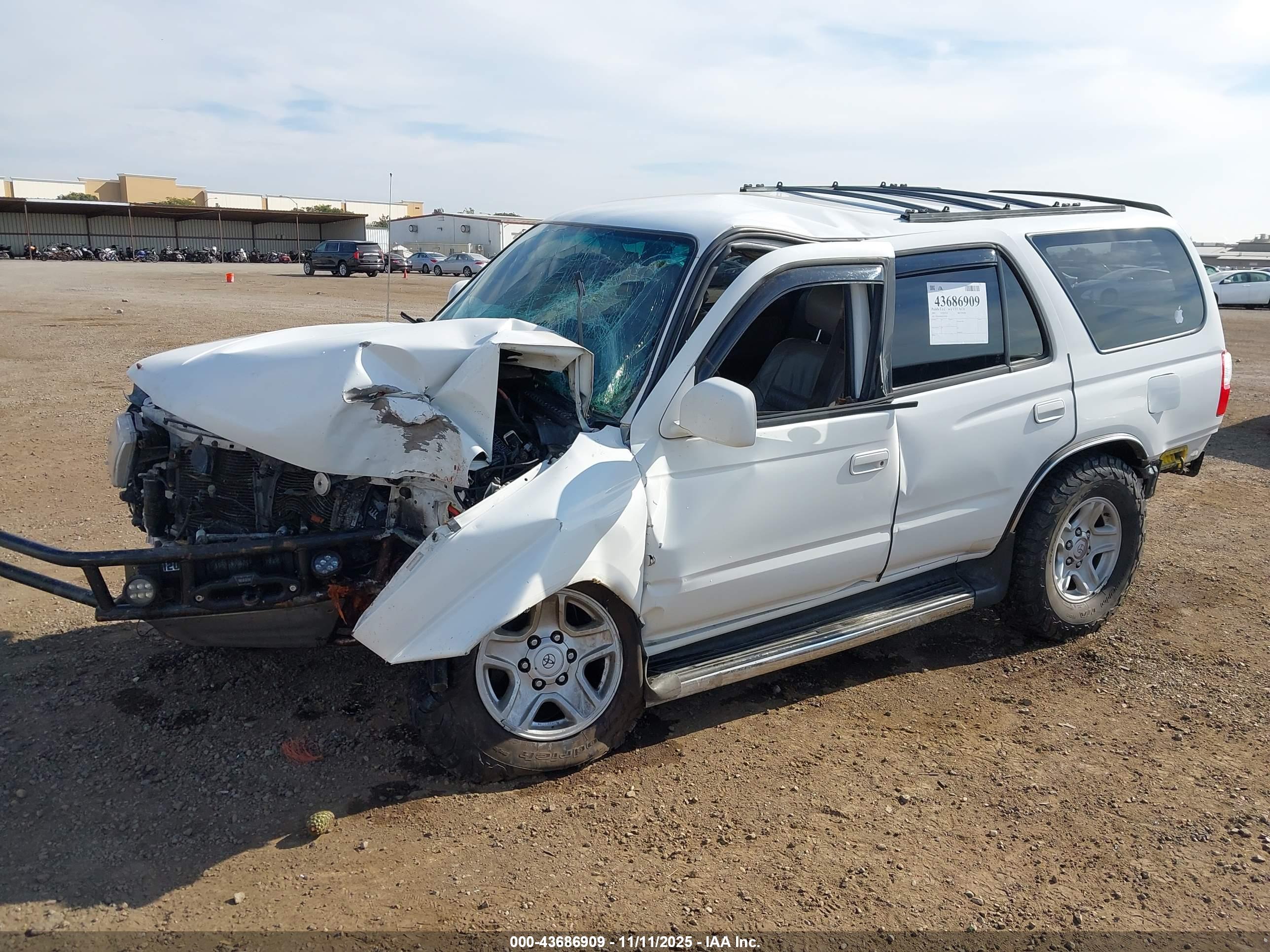 TOYOTA 4RUNNER image 2