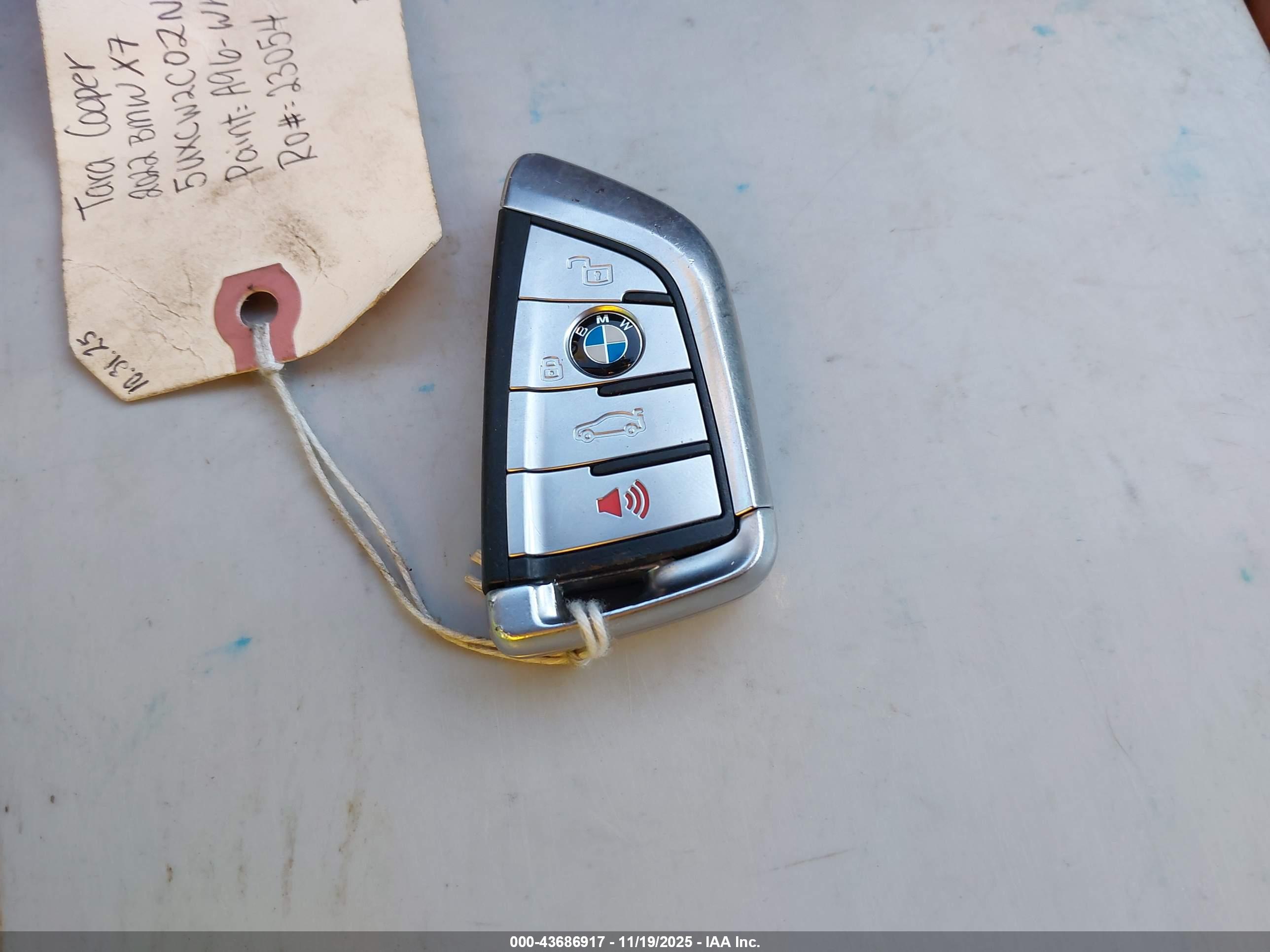 BMW X7 image 11