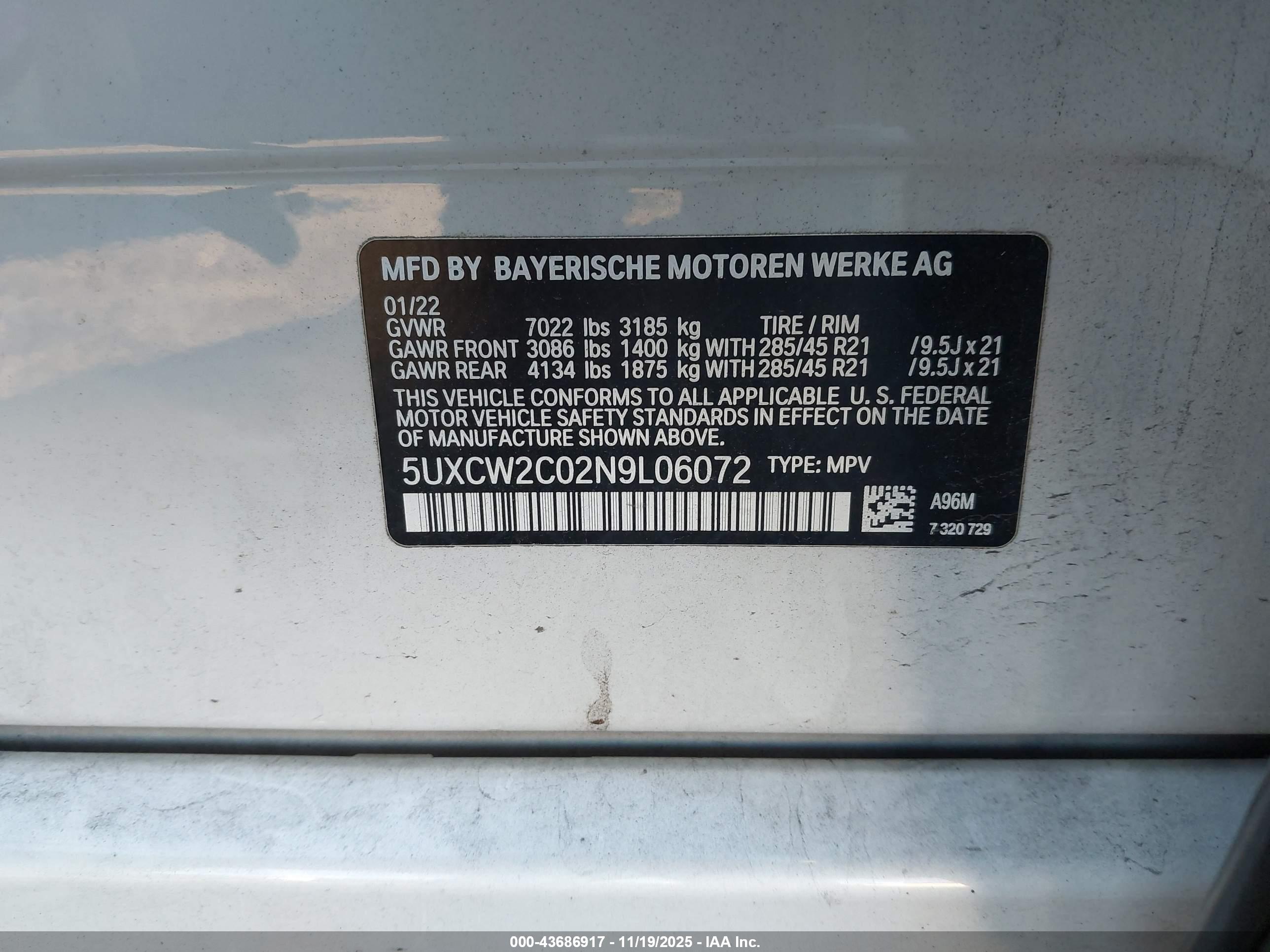 BMW X7 image 9