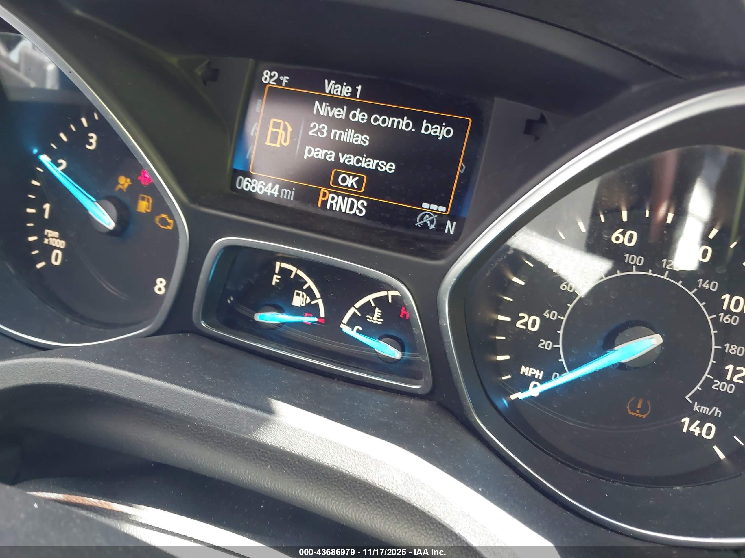 FORD ESCAPE image 7