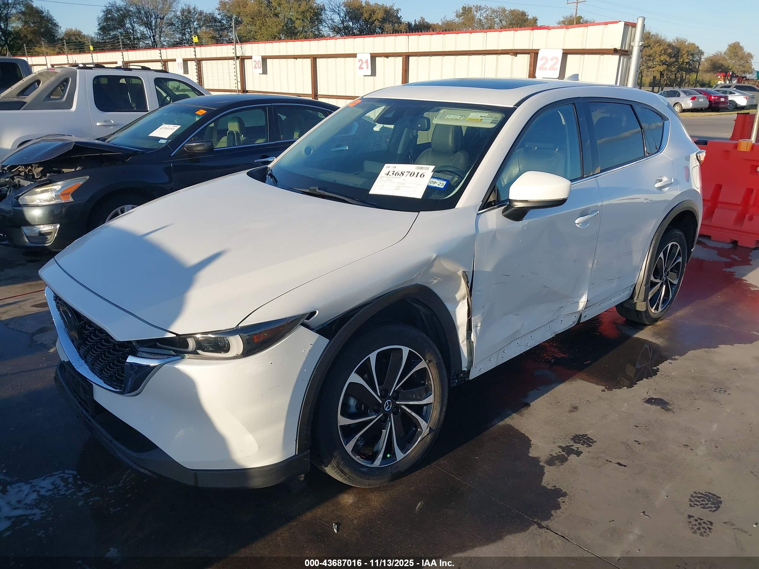 MAZDA CX-5 image 2