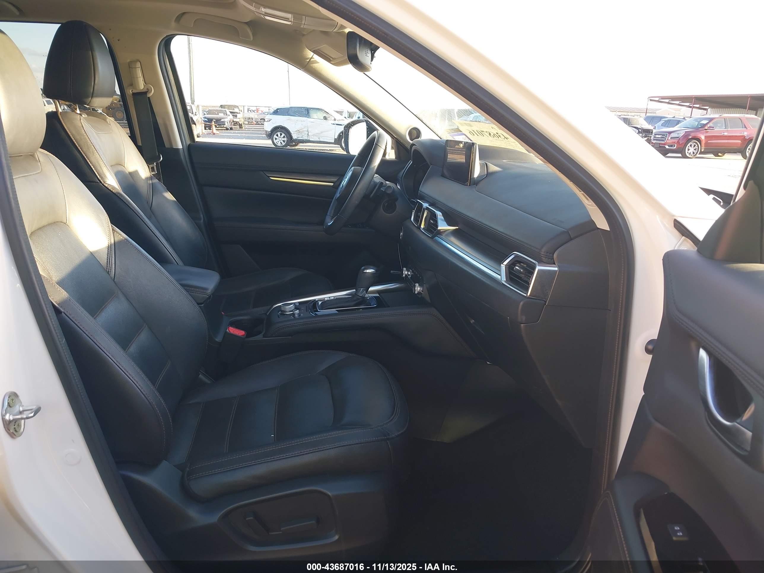 MAZDA CX-5 image 5