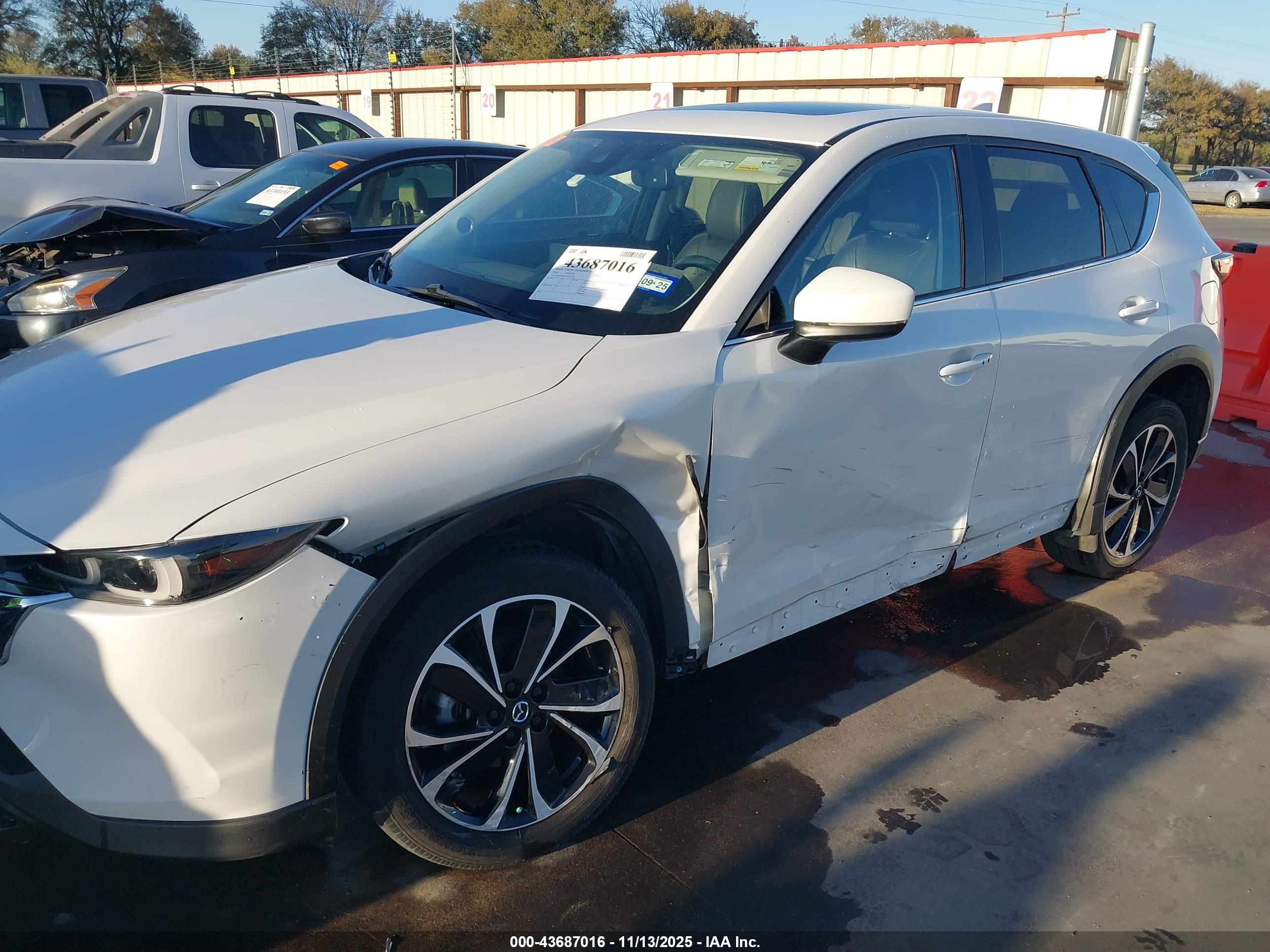 MAZDA CX-5 image 6