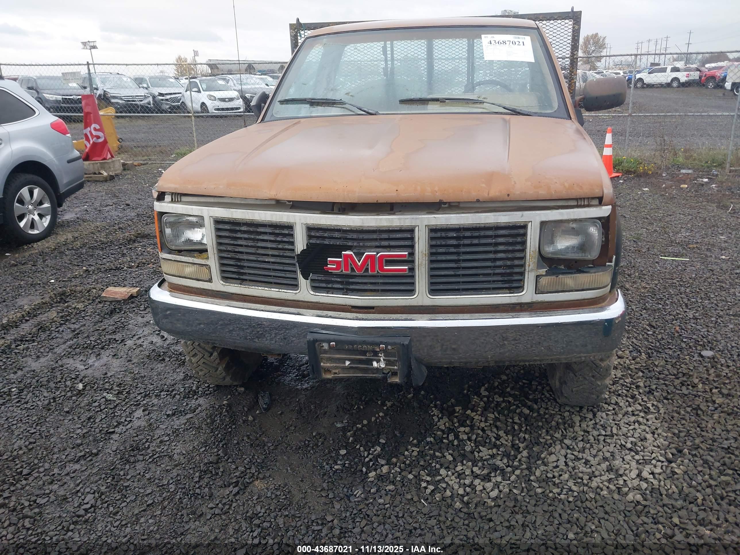 GMC SIERRA image 6