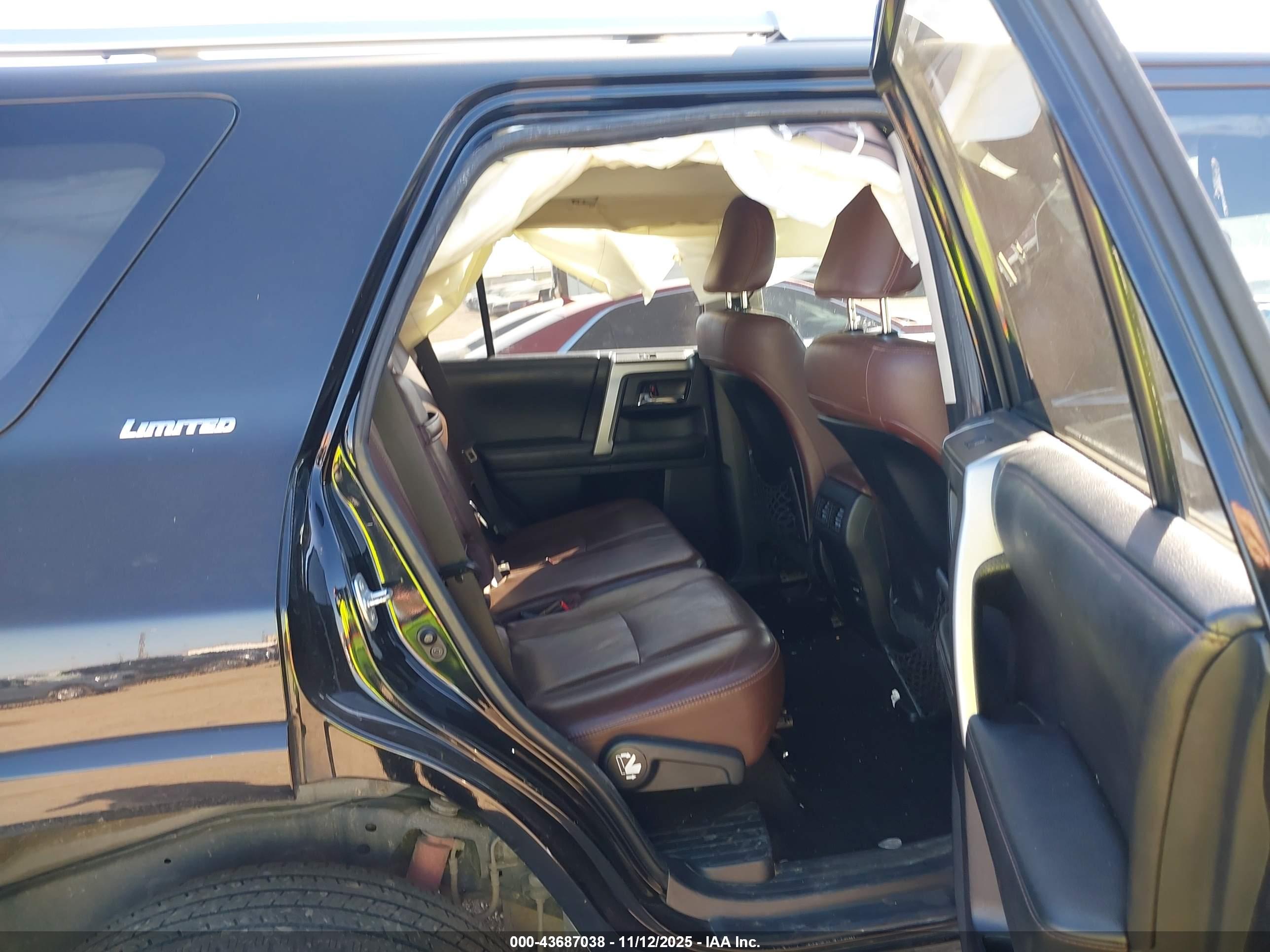 TOYOTA 4RUNNER image 8