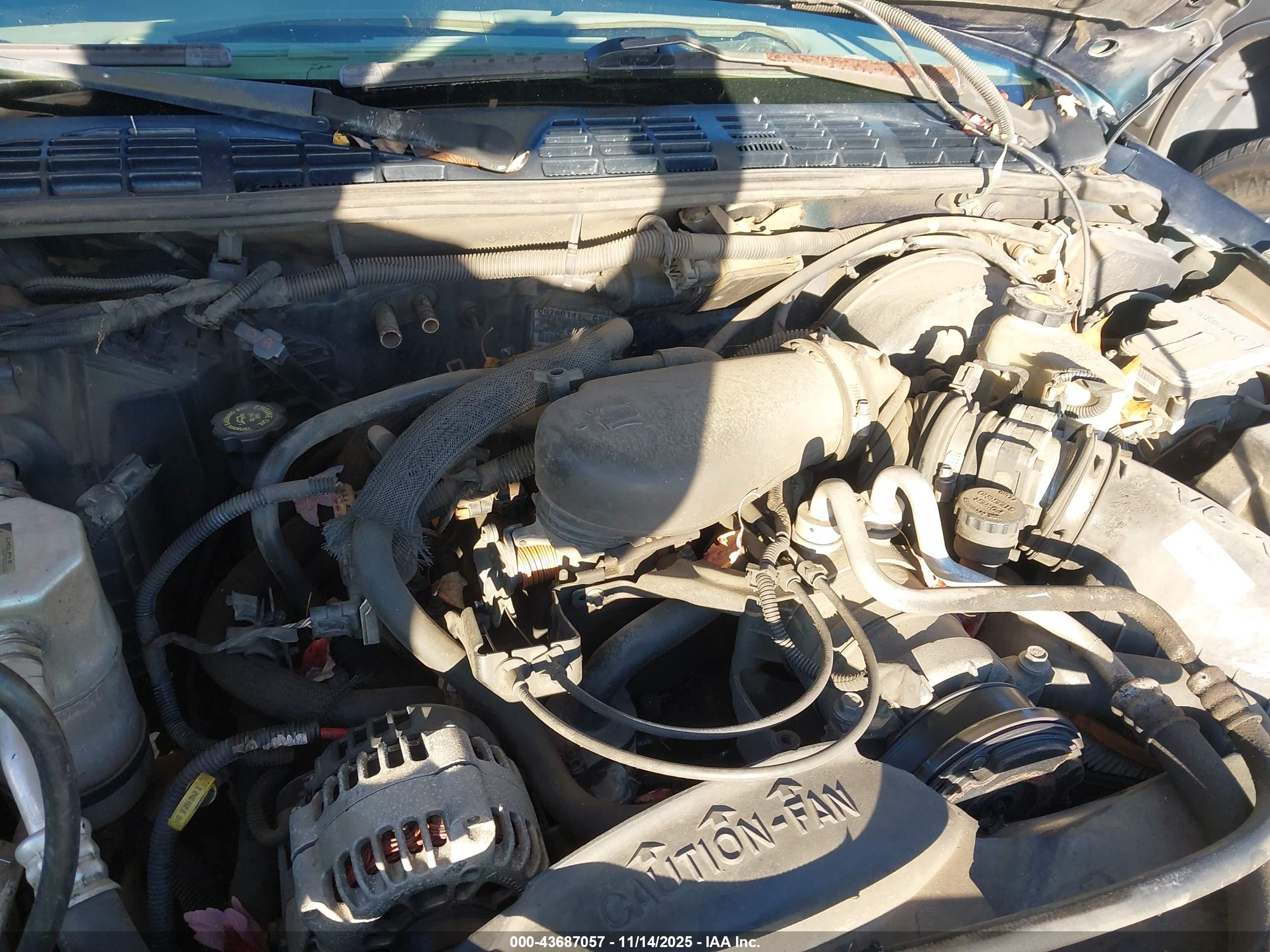 CHEVROLET S-10 image 10