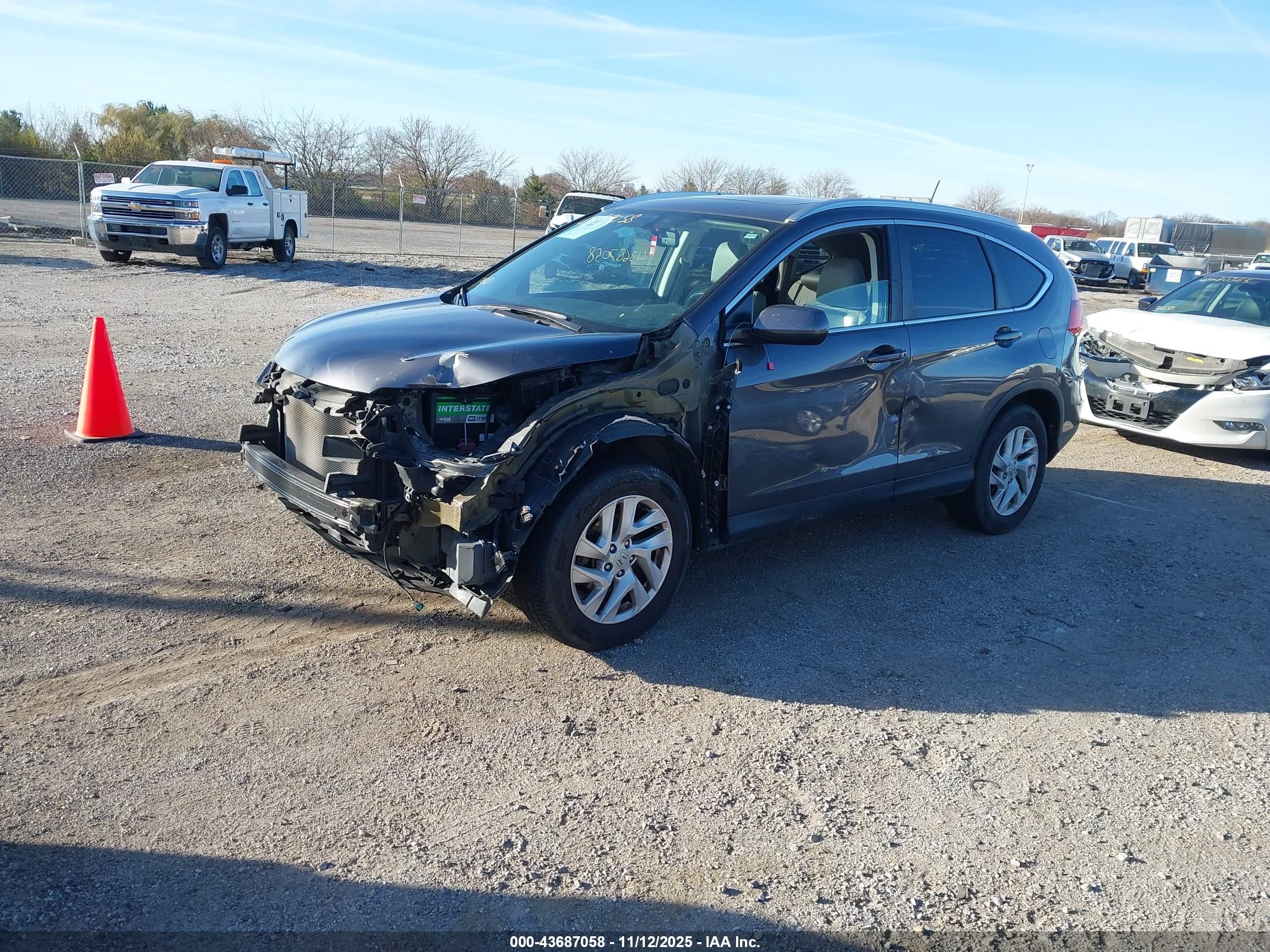 HONDA CR-V image 2