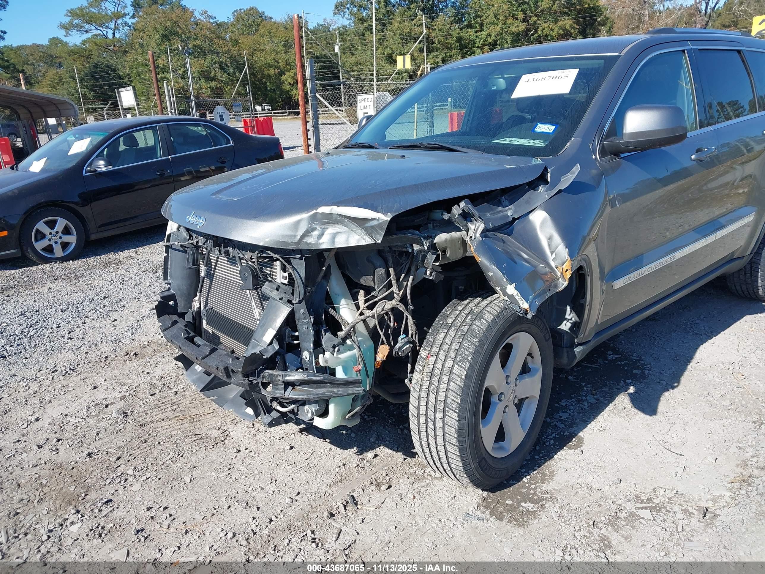 JEEP GRAND image 6