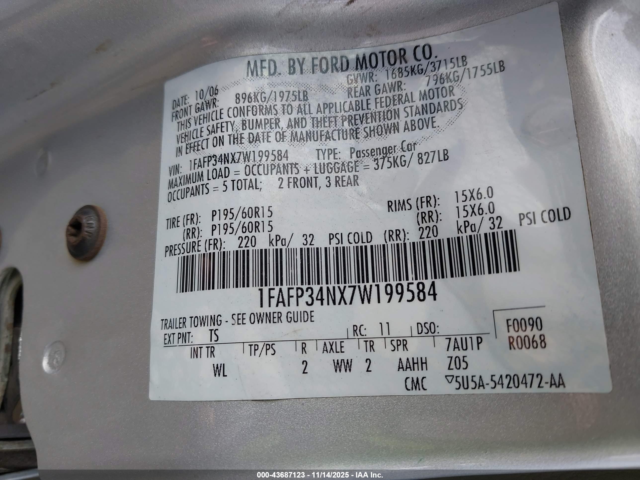 FORD FOCUS image 9
