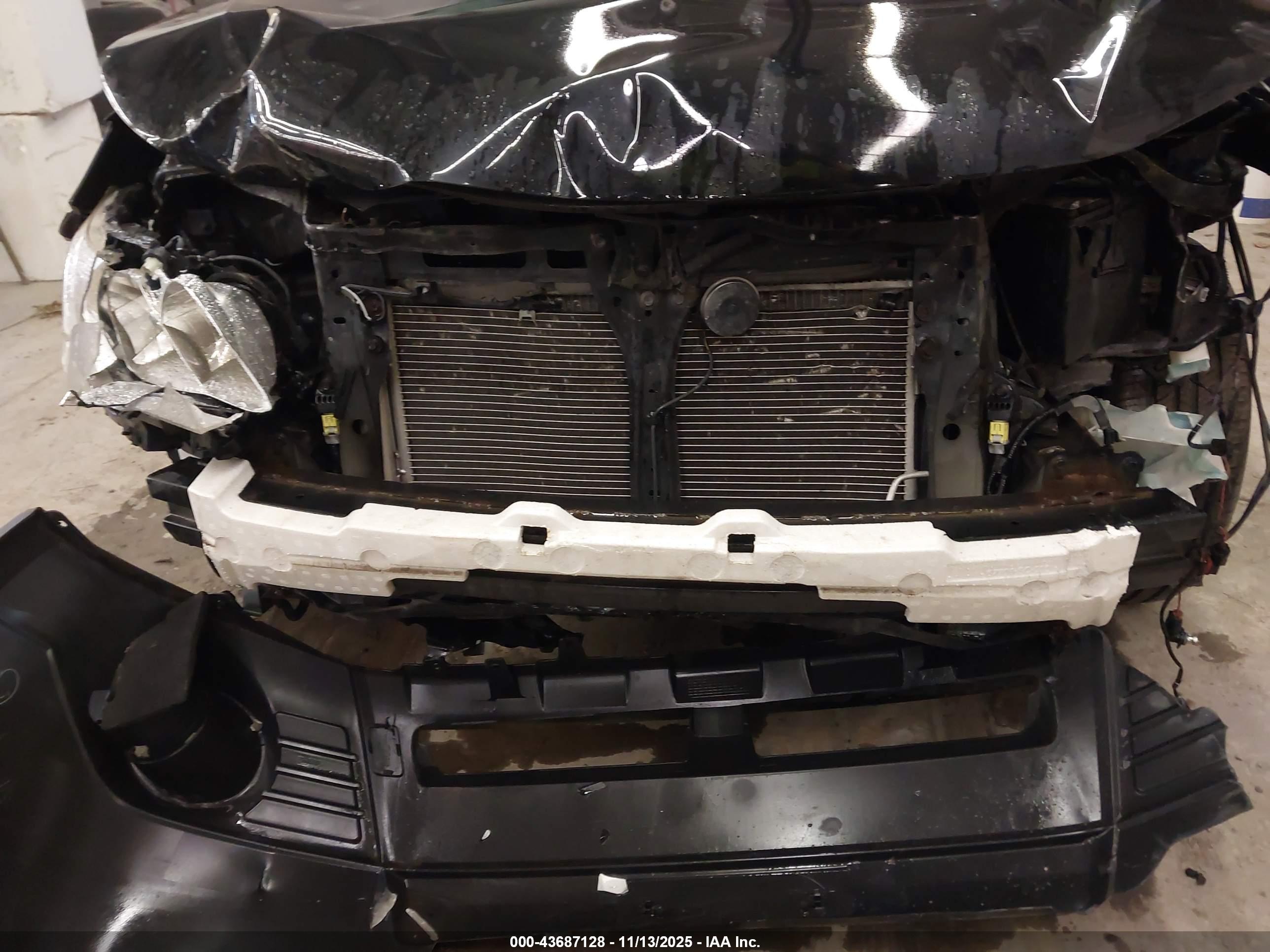 SUBARU FORESTER image 6
