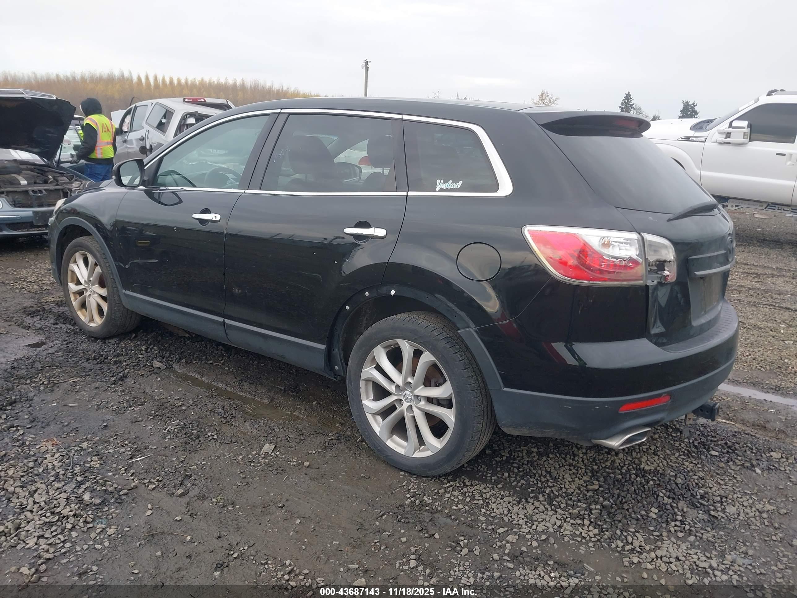 MAZDA CX-9 image 3