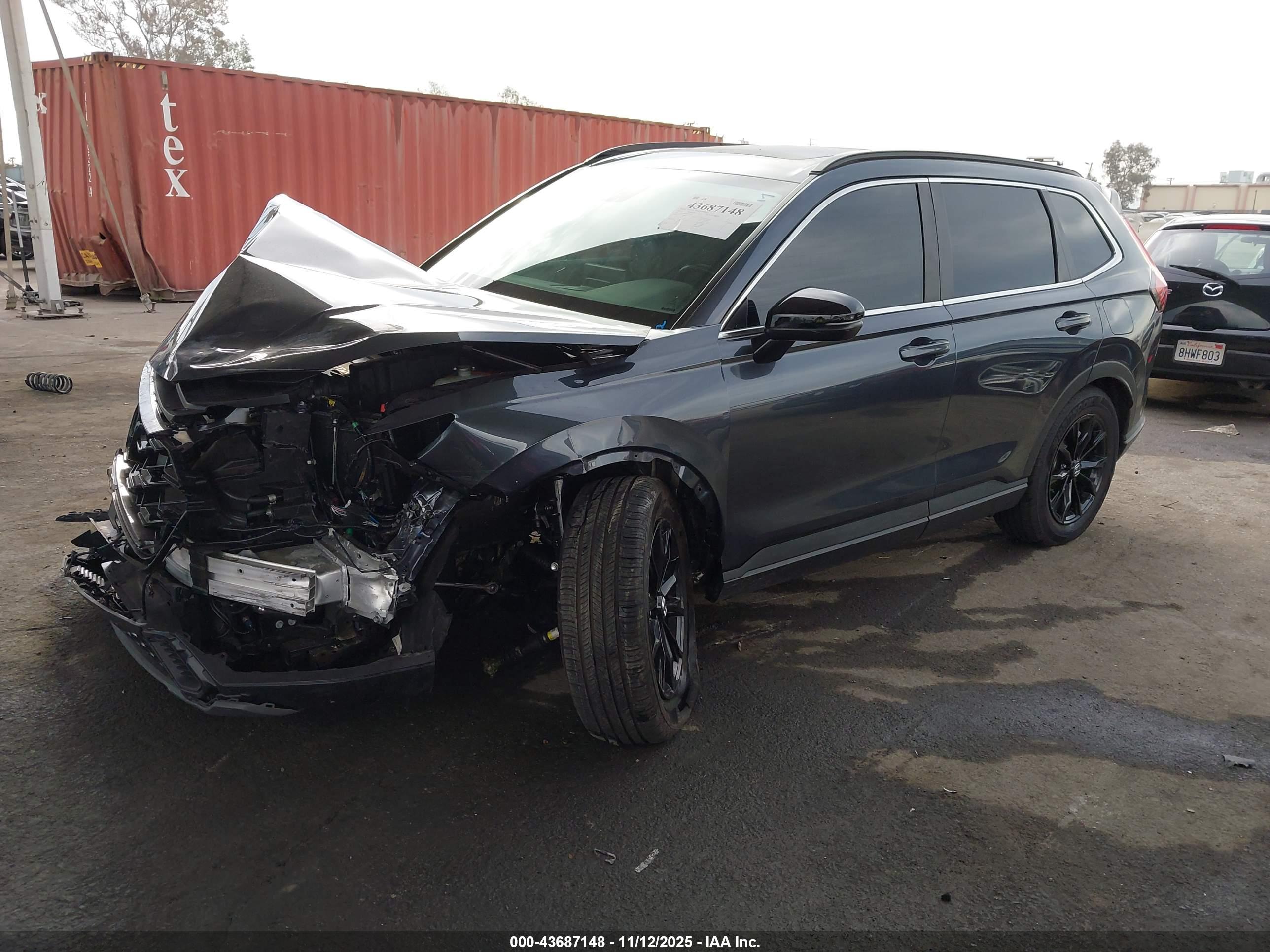 HONDA CR-V image 2