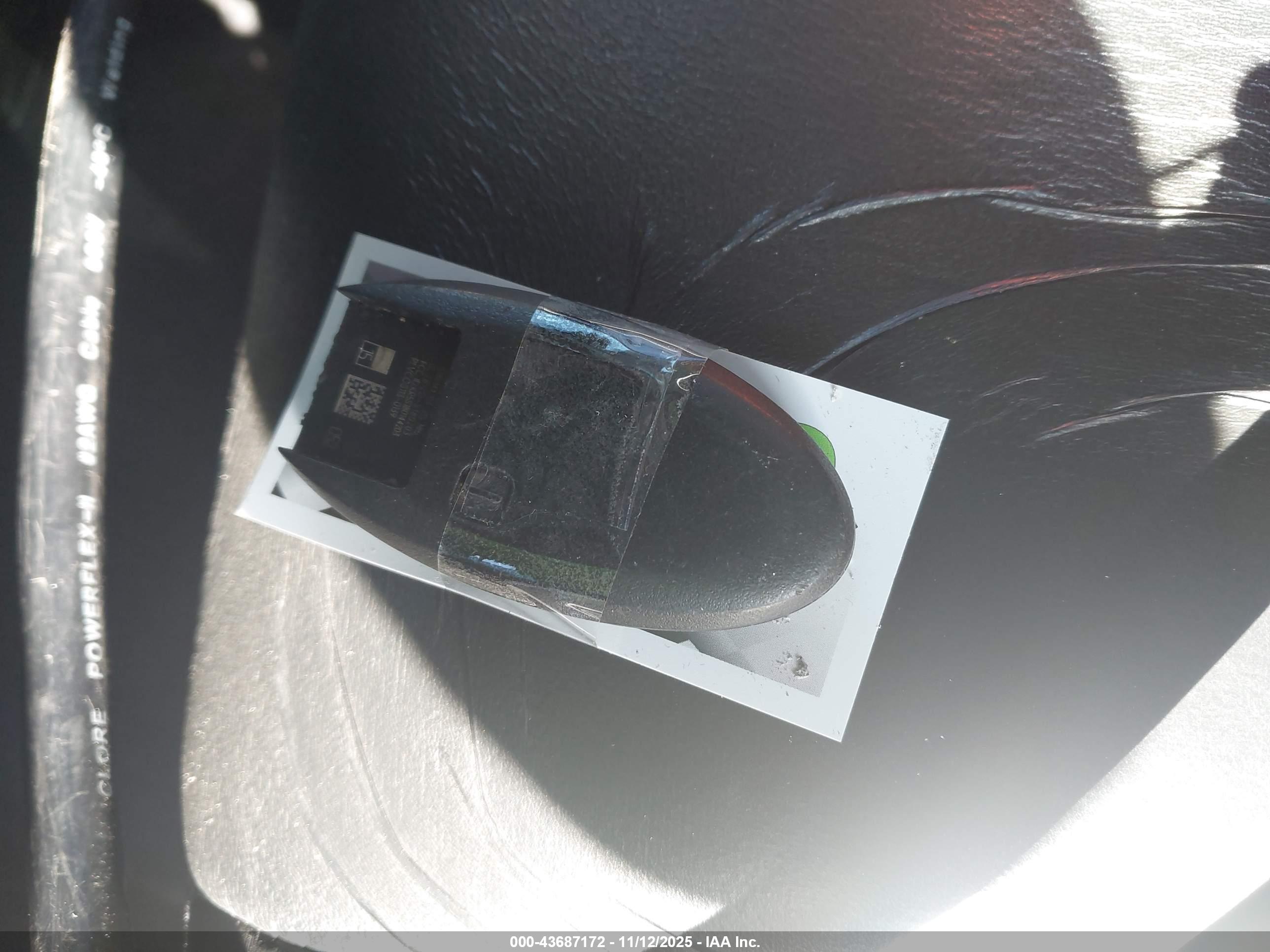 INFINITI Q50 image 11