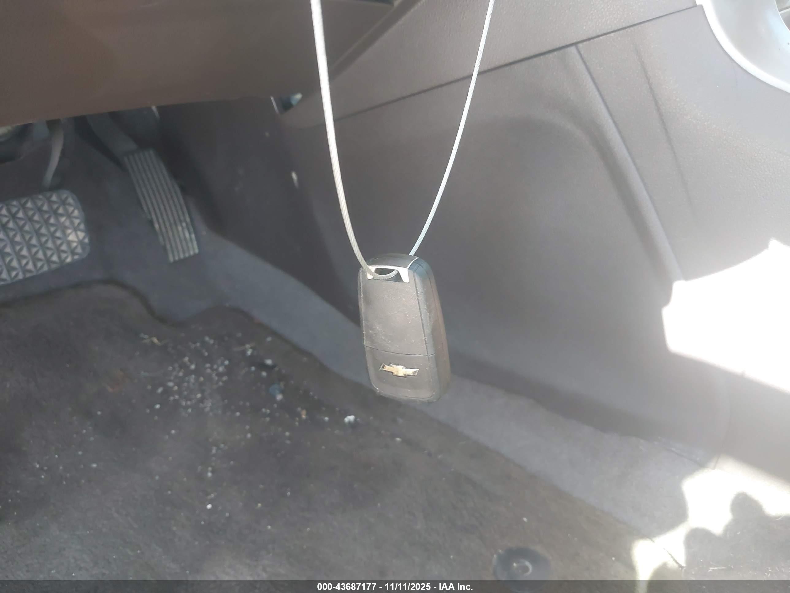 CHEVROLET CRUZE image 11