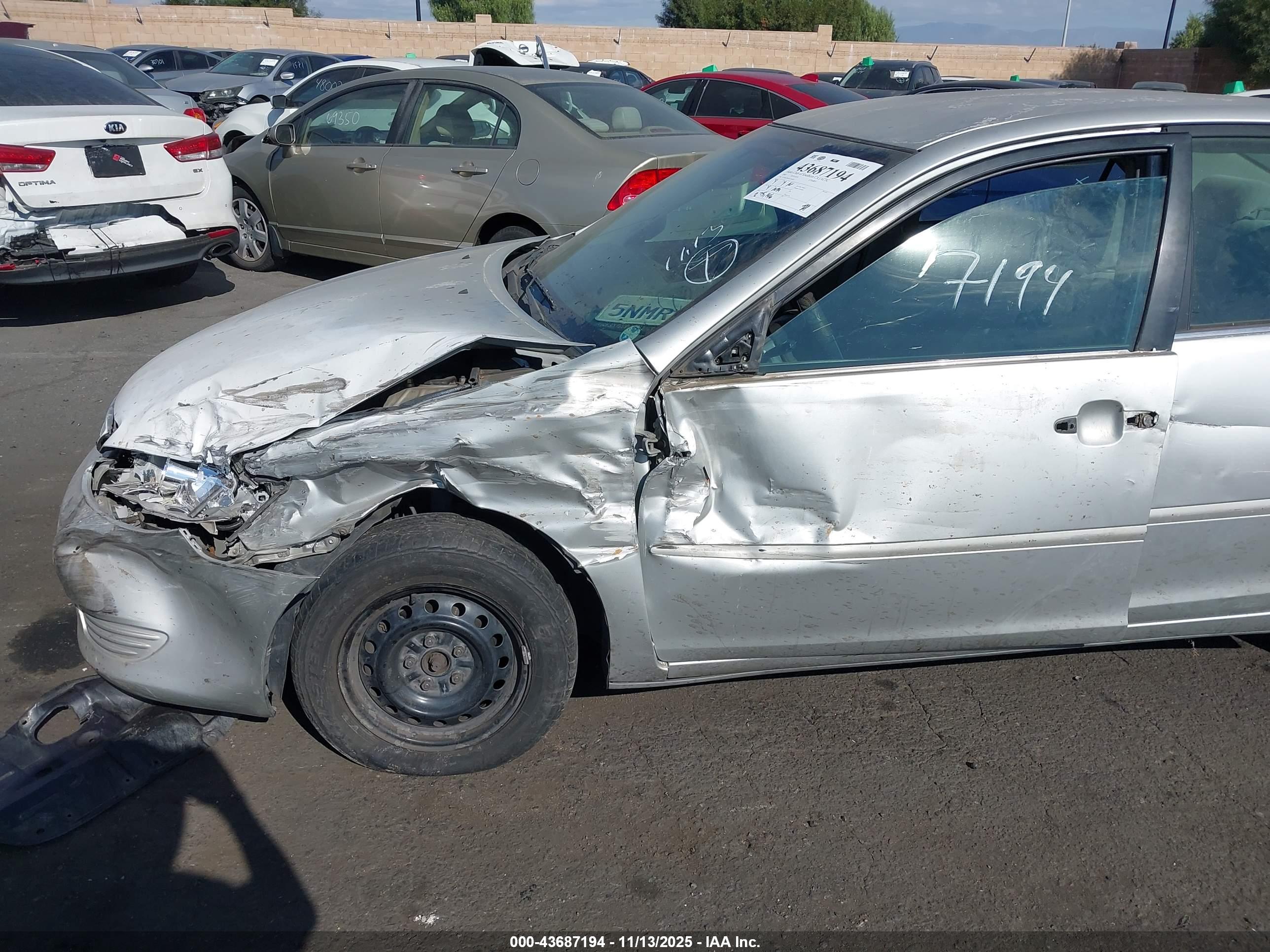 TOYOTA CAMRY image 6