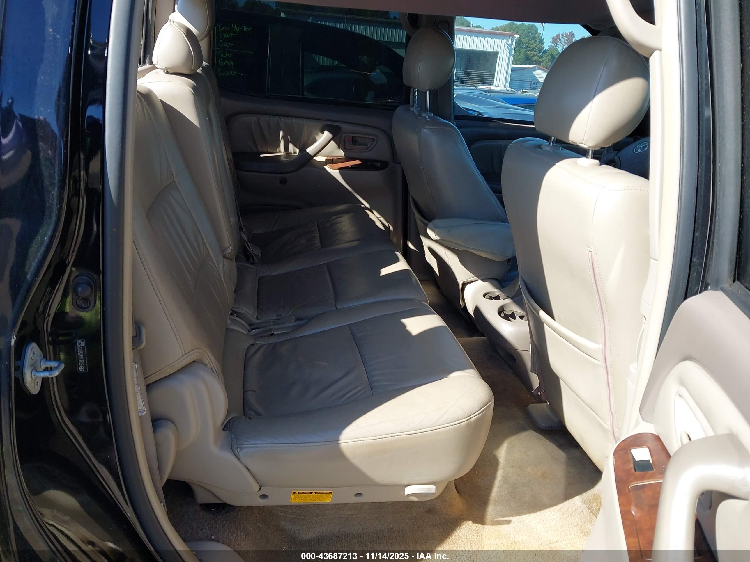 TOYOTA TUNDRA image 5