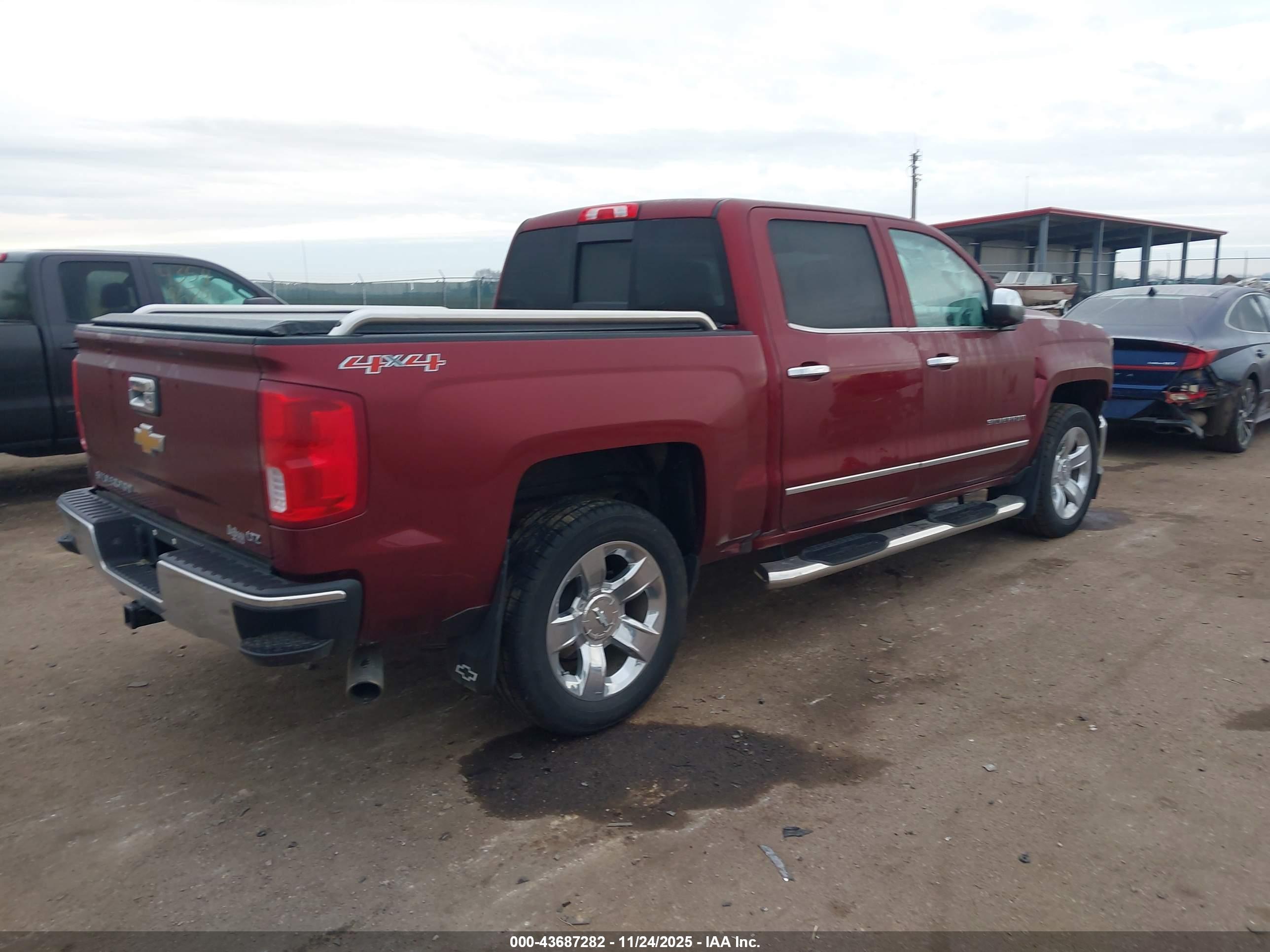 CHEVROLET SILVERADO image 4
