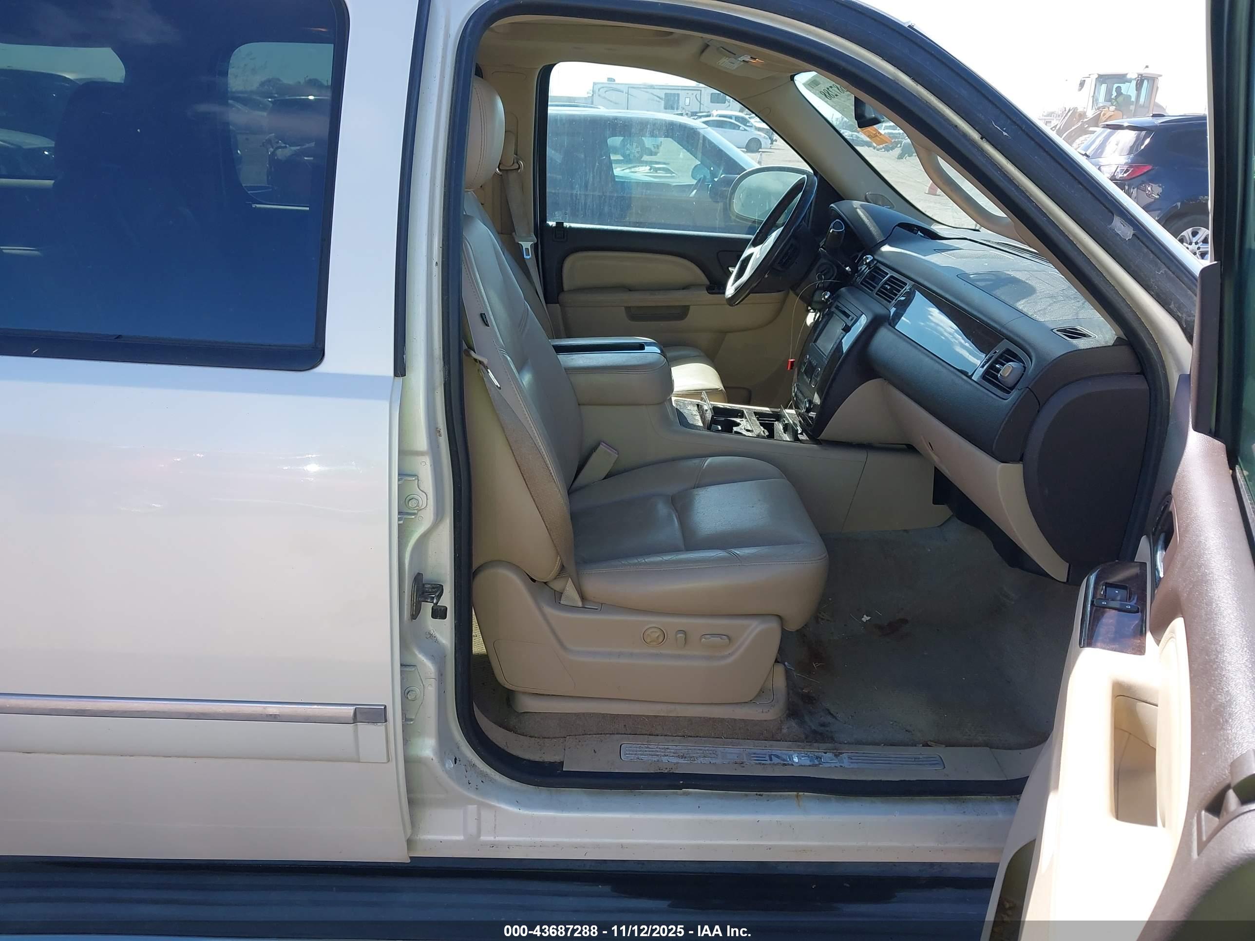 GMC YUKON image 5