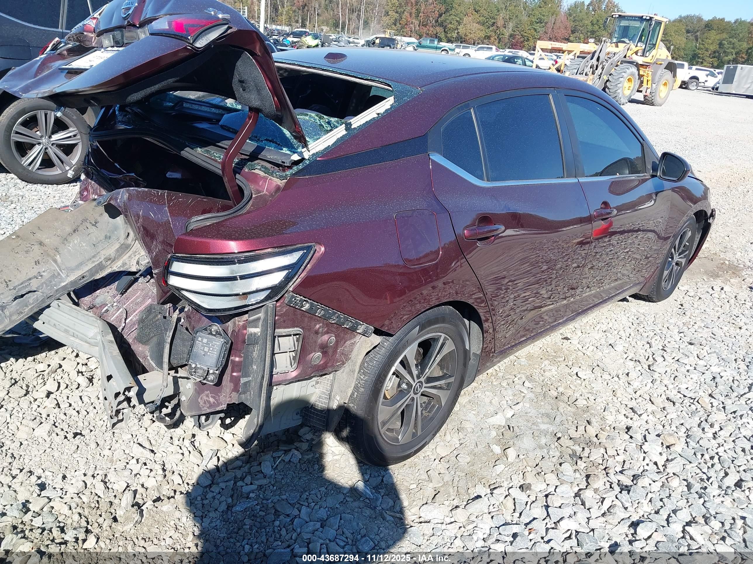 NISSAN SENTRA image 4