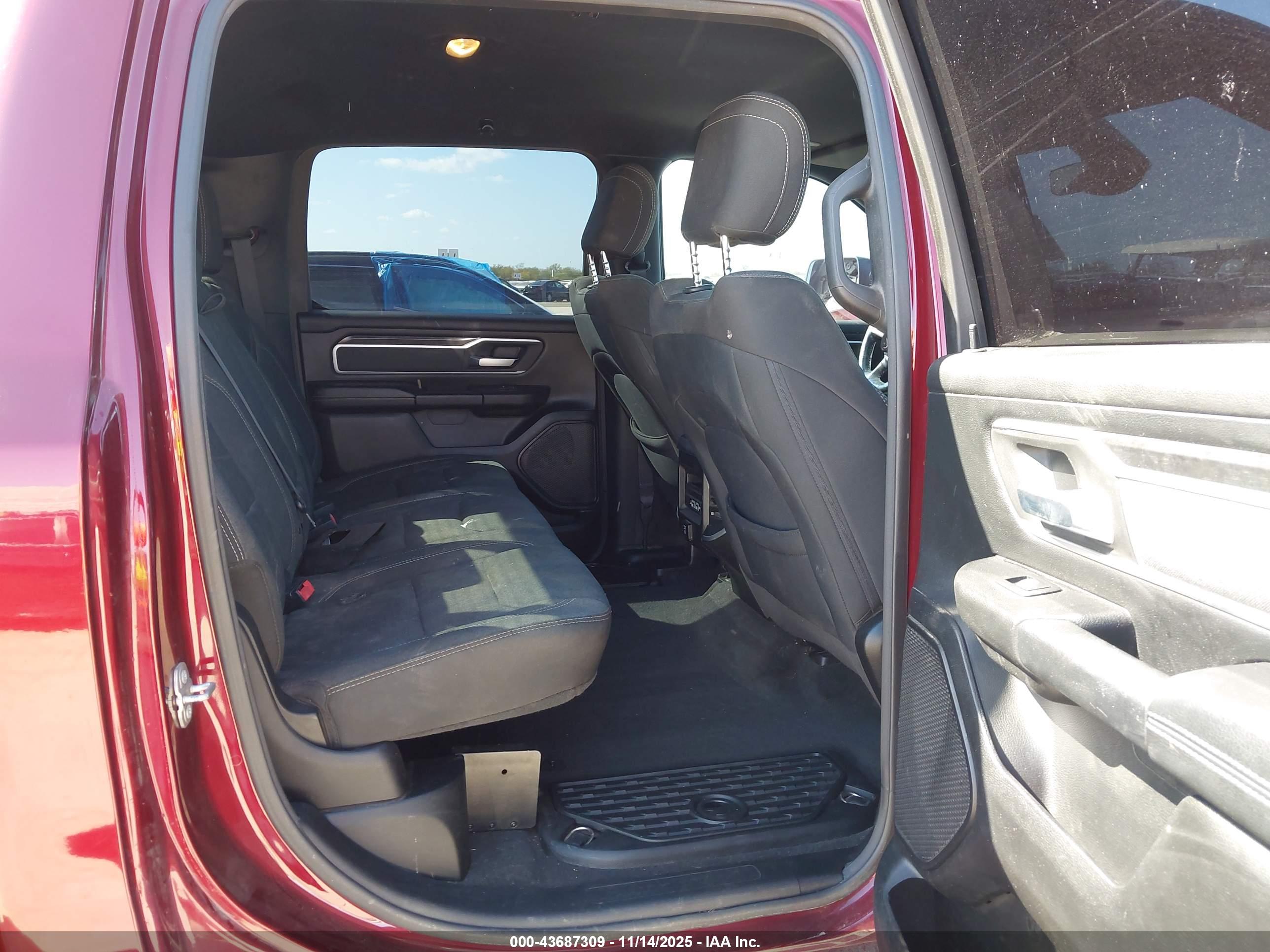 RAM 1500 image 8
