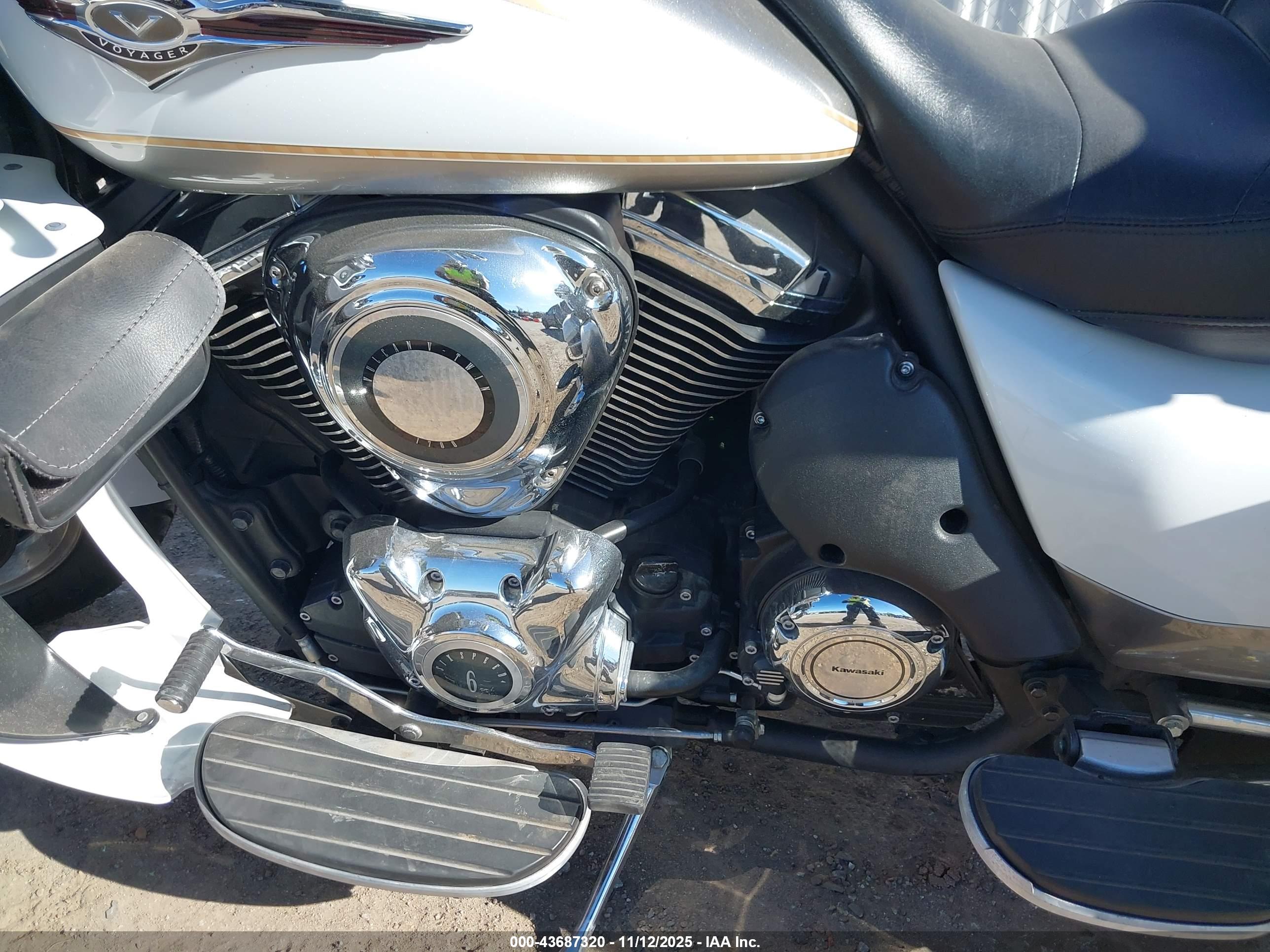 KAWASAKI VN1700 image 9