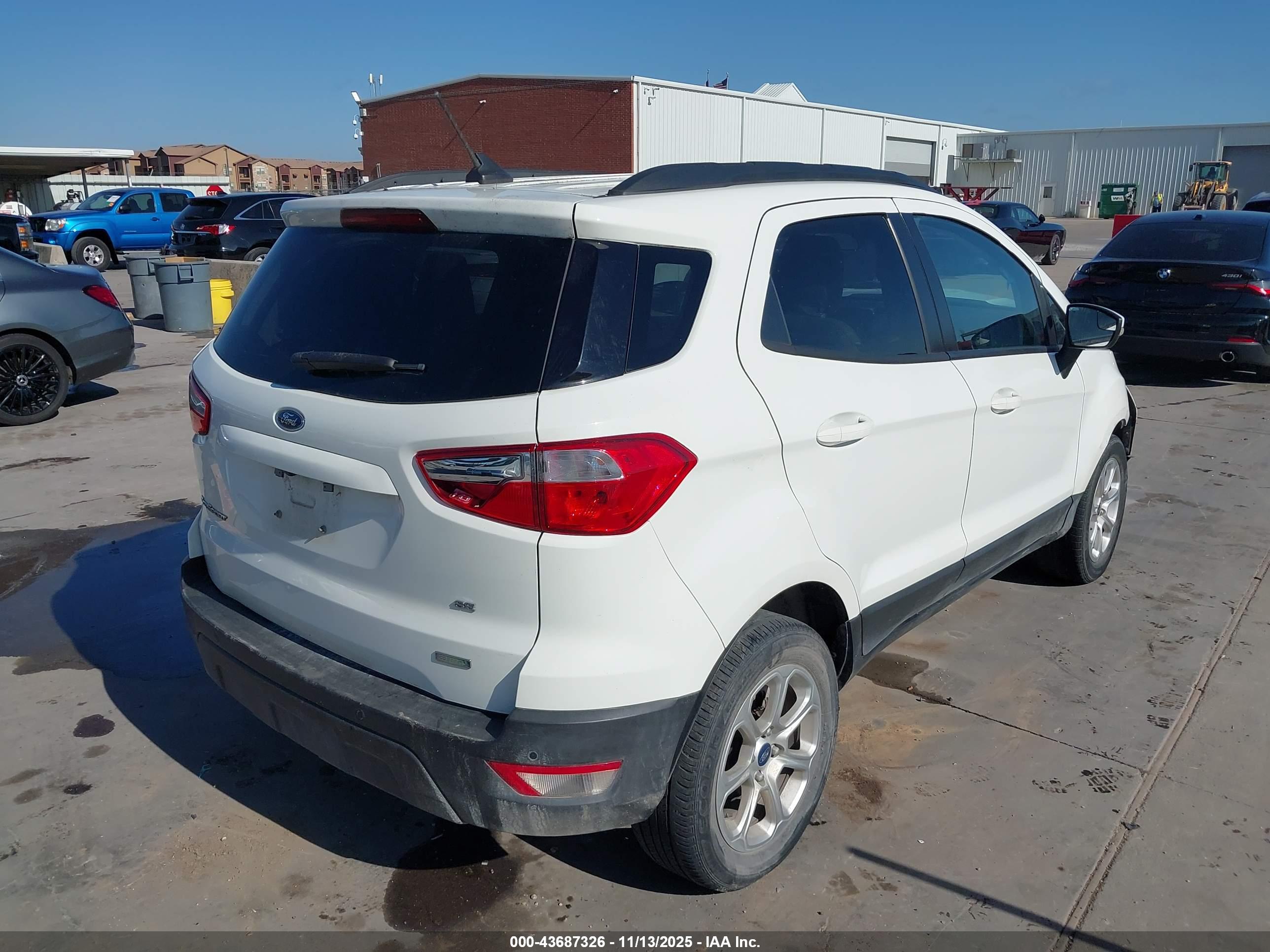 FORD ECOSPORT image 4
