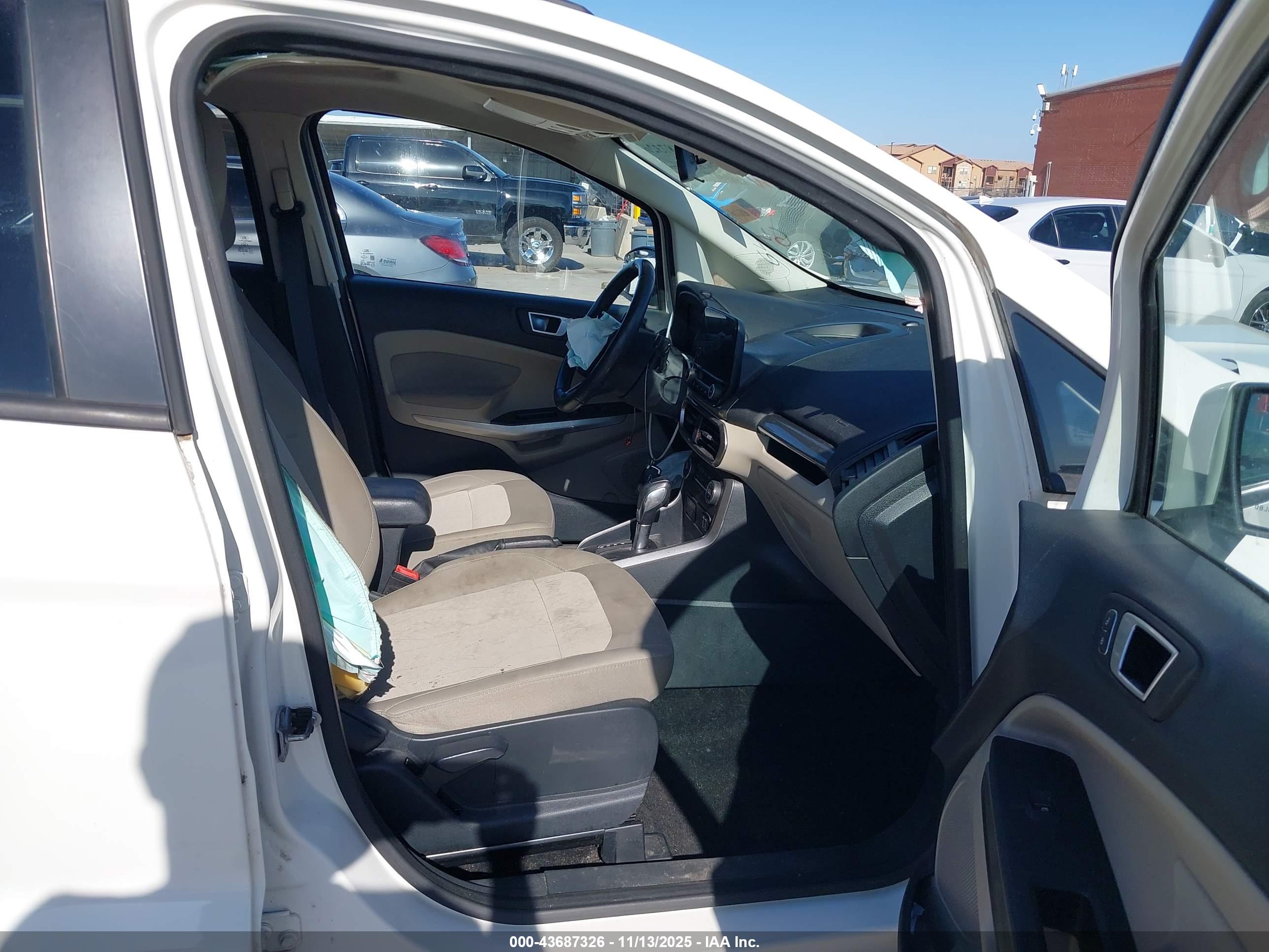 FORD ECOSPORT image 5