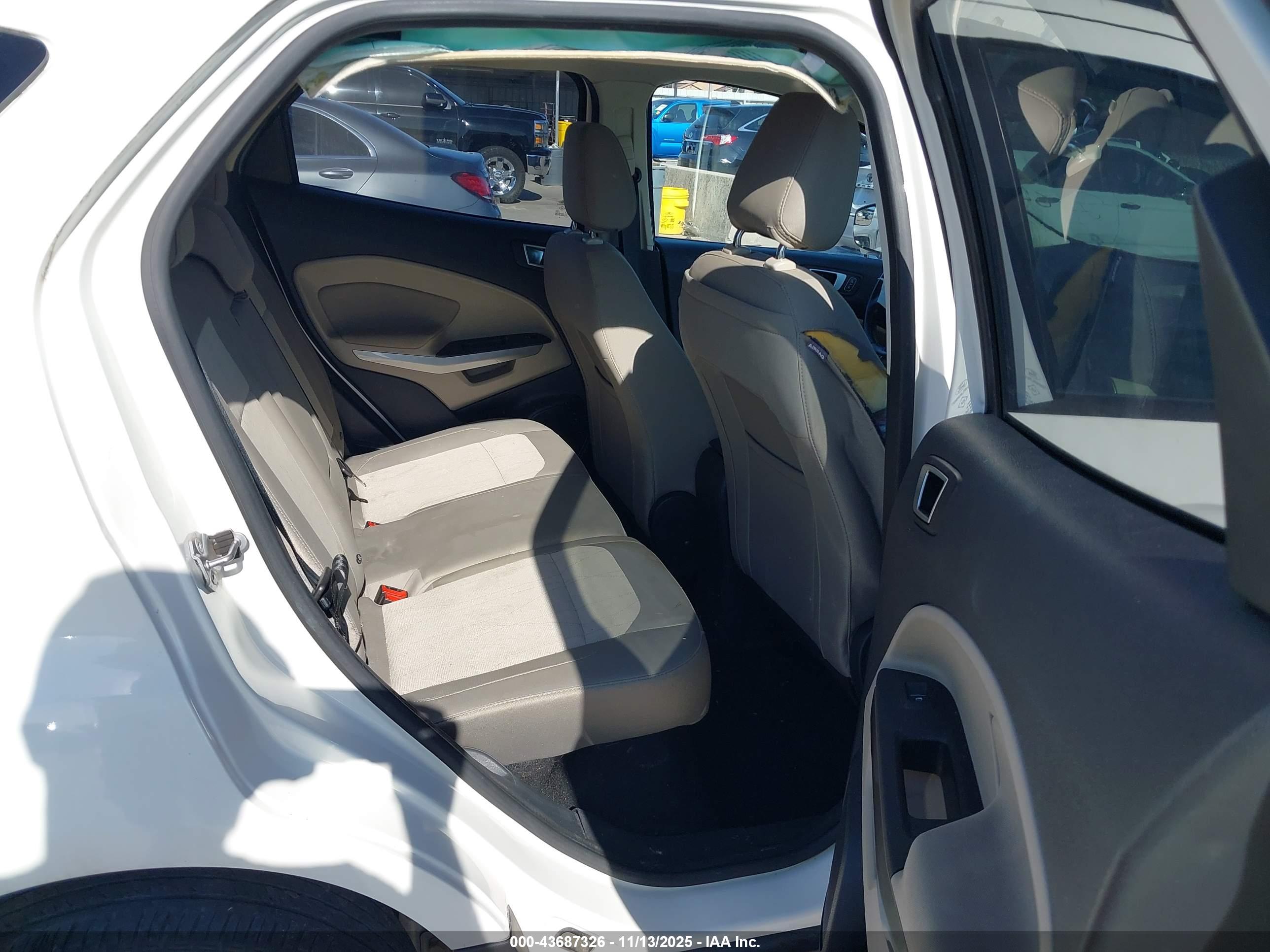 FORD ECOSPORT image 8