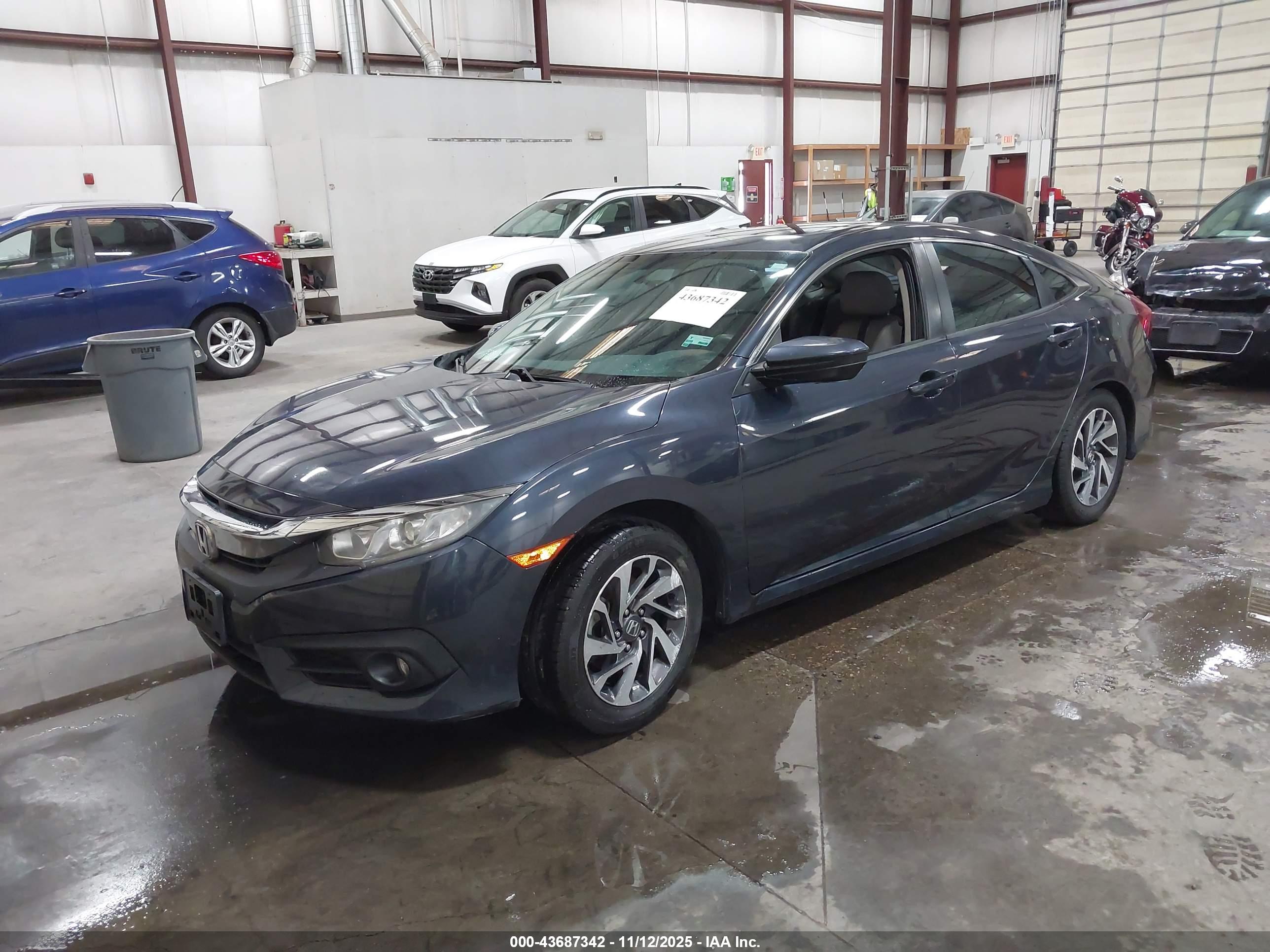 HONDA CIVIC image 2