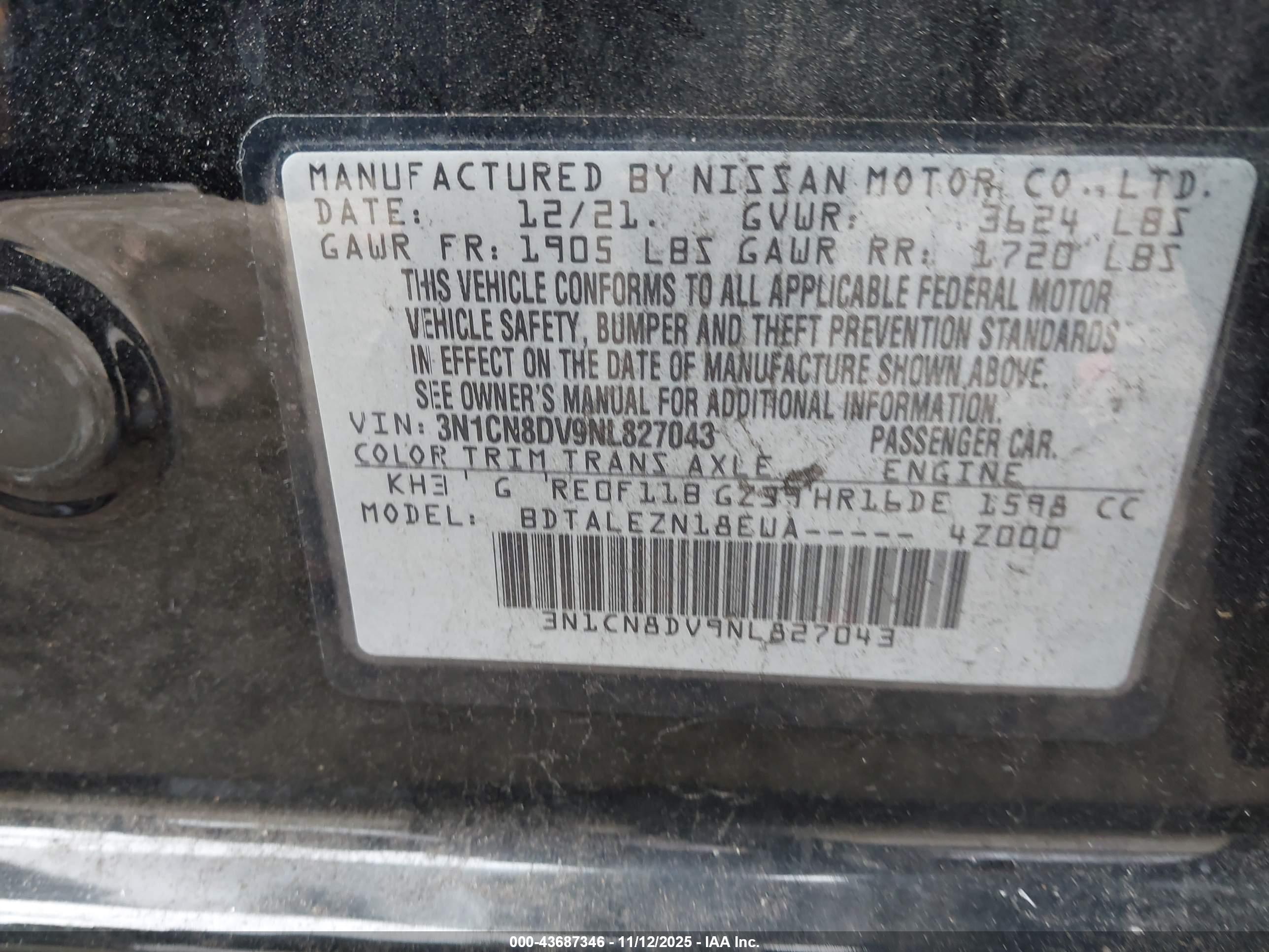 NISSAN VERSA image 9