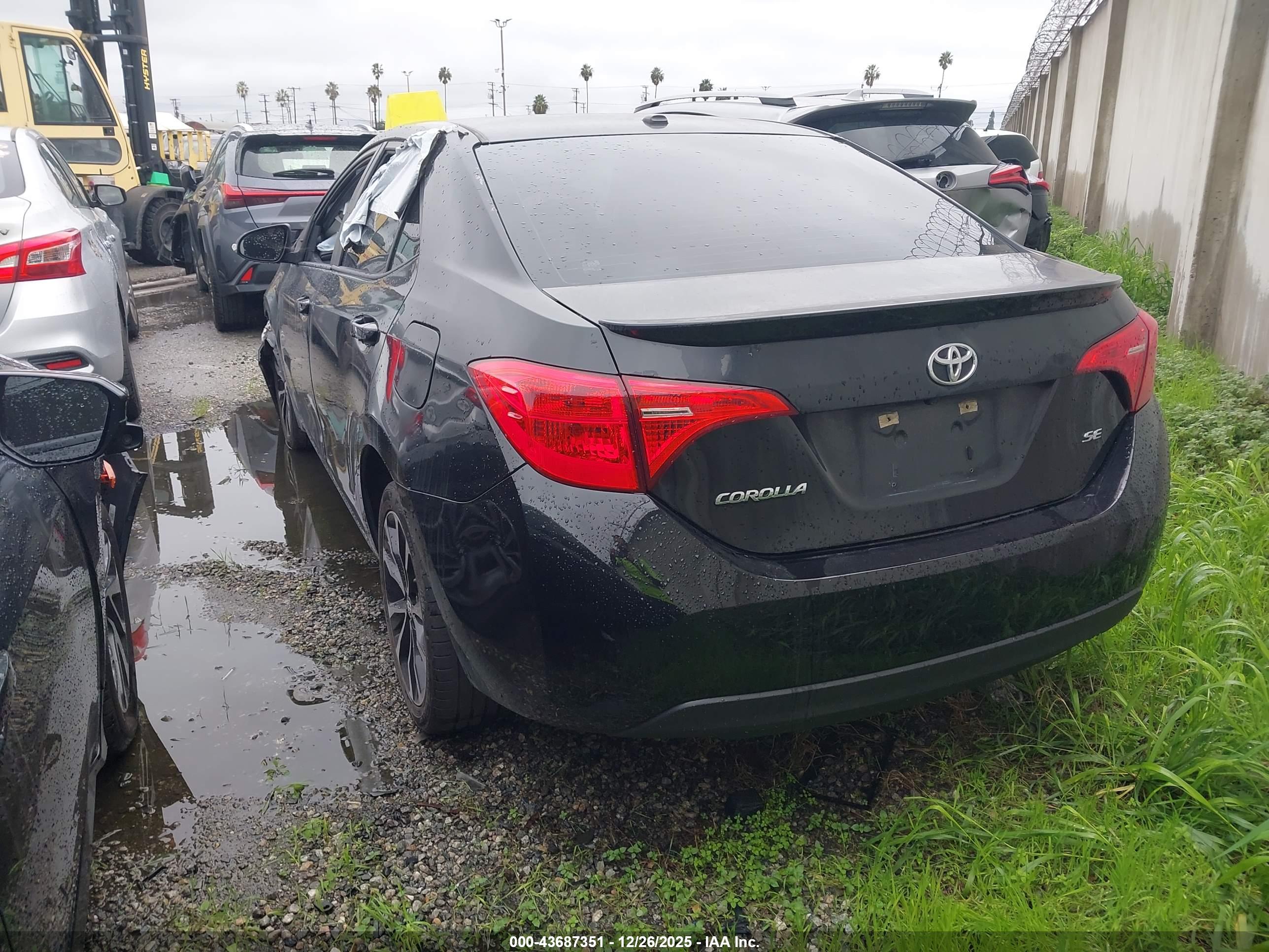 TOYOTA COROLLA image 3