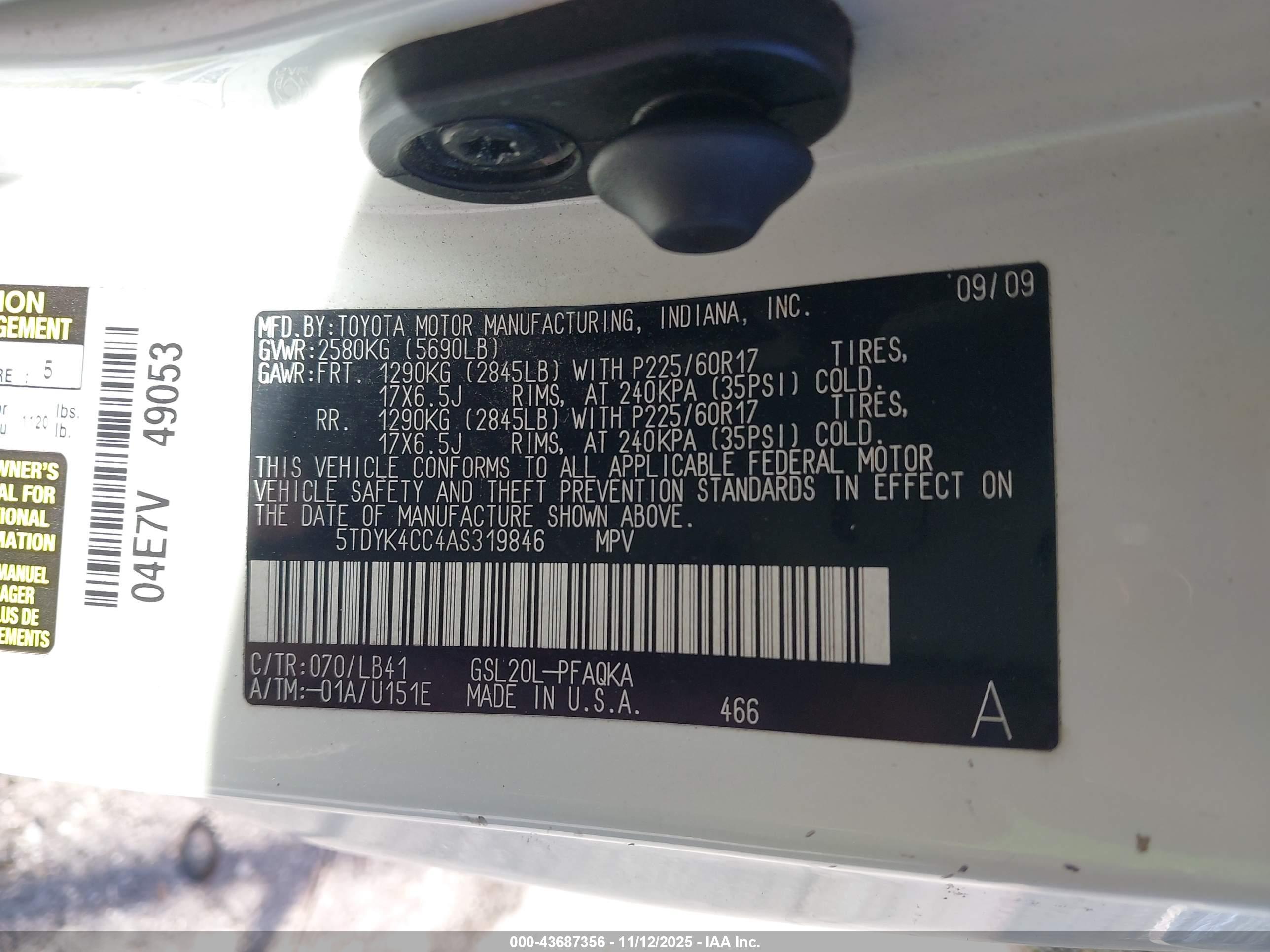 TOYOTA SIENNA image 9