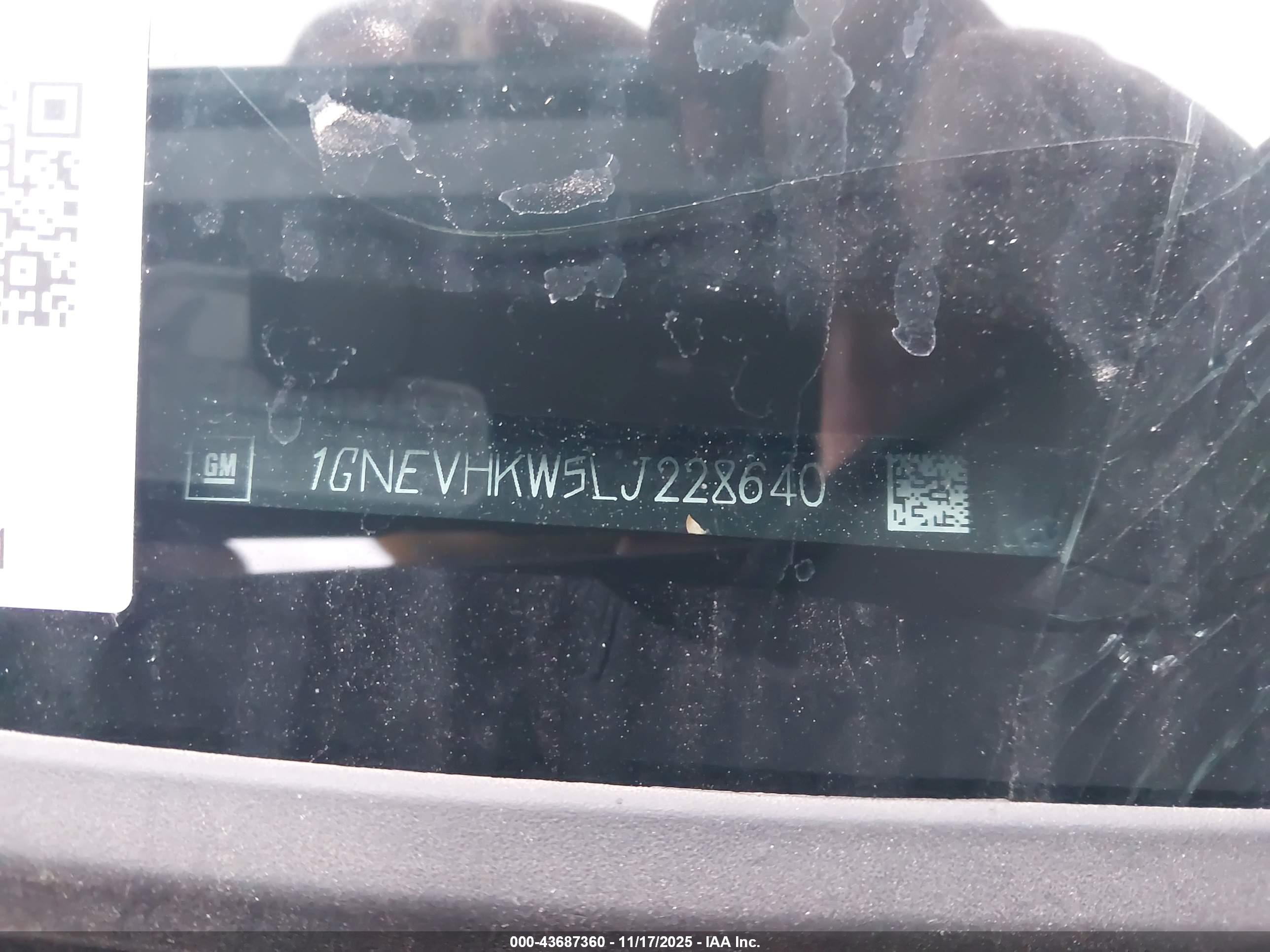 CHEVROLET TRAVERSE image 9