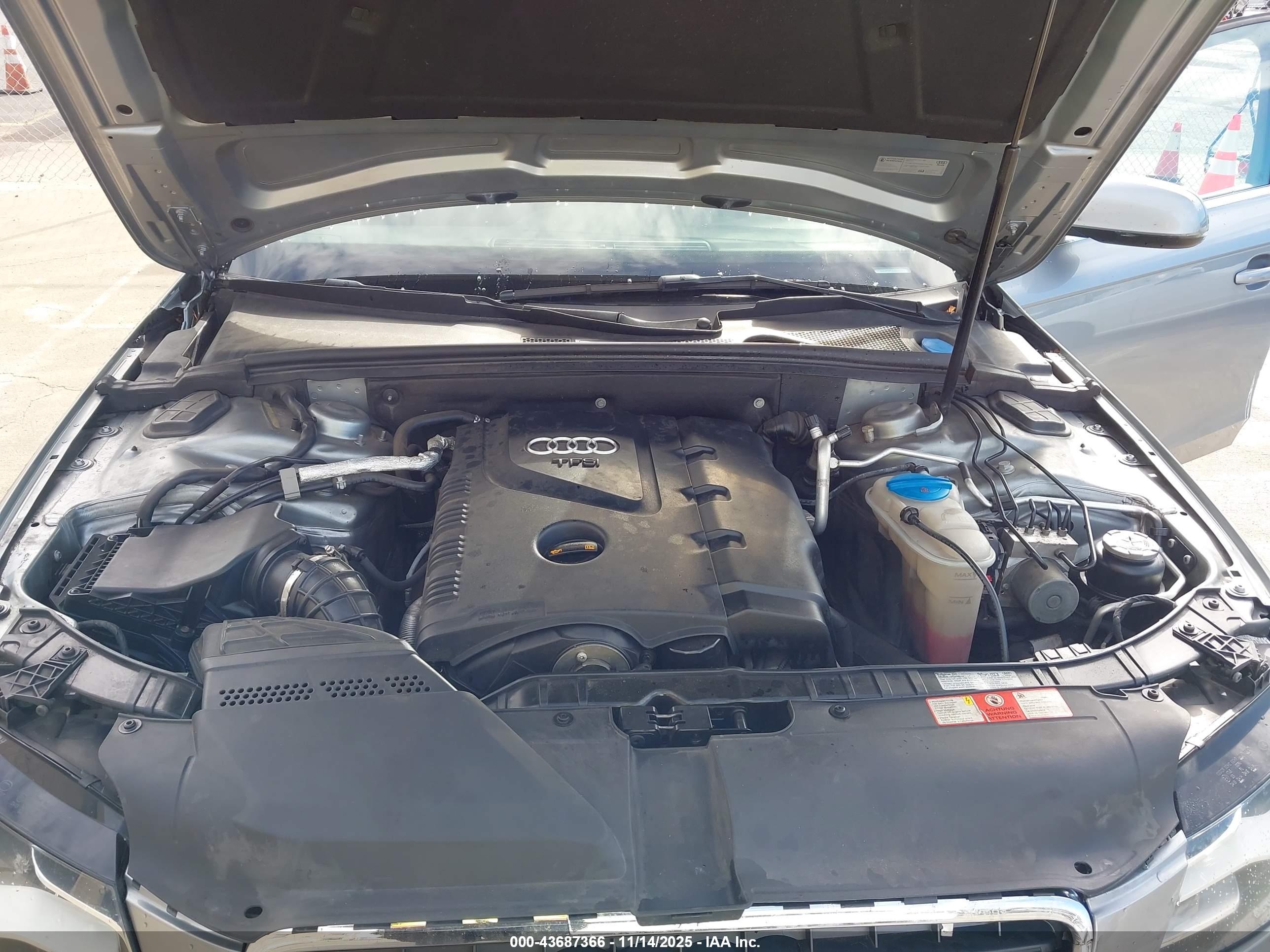 AUDI A4 image 10