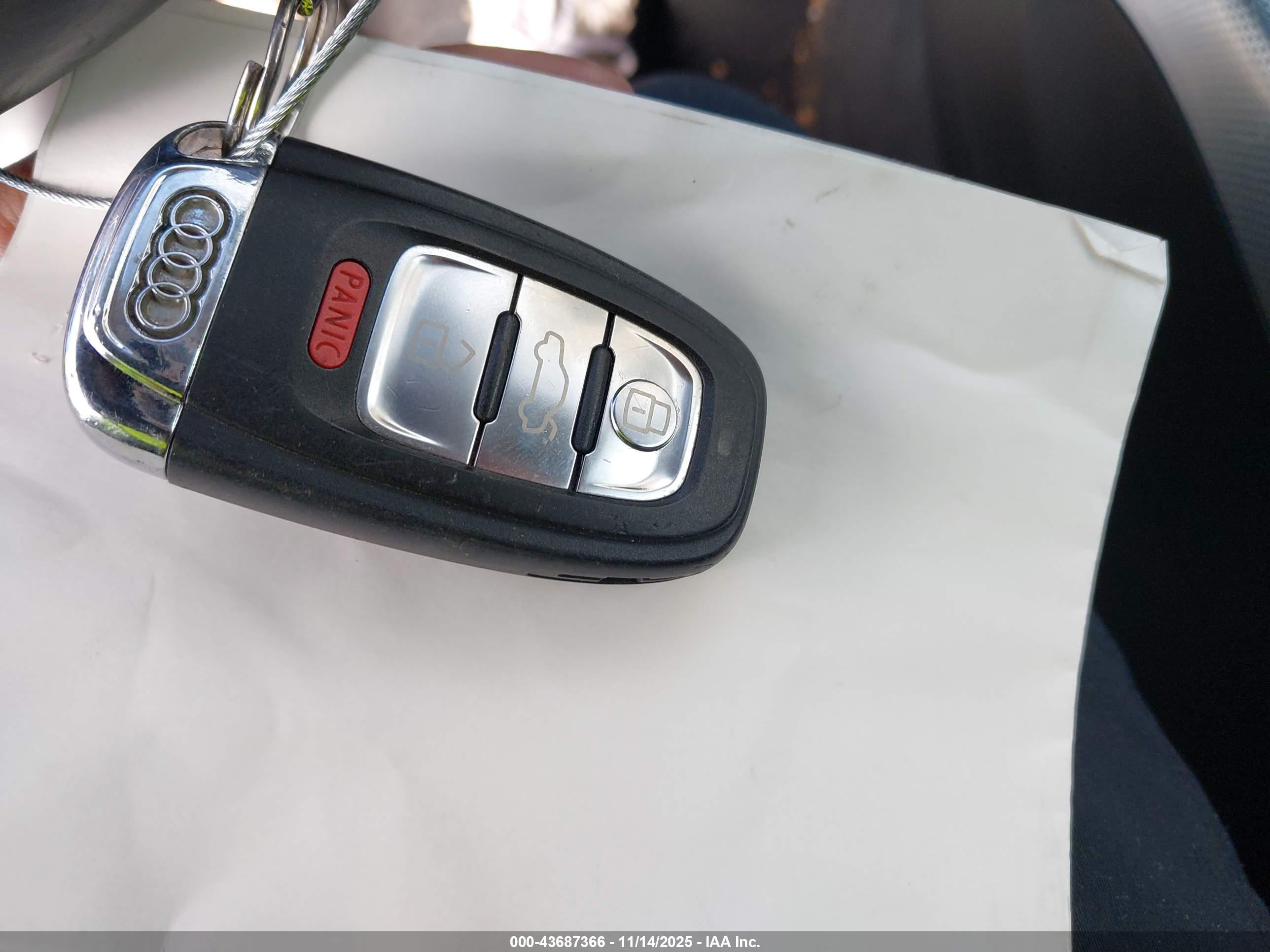 AUDI A4 image 11