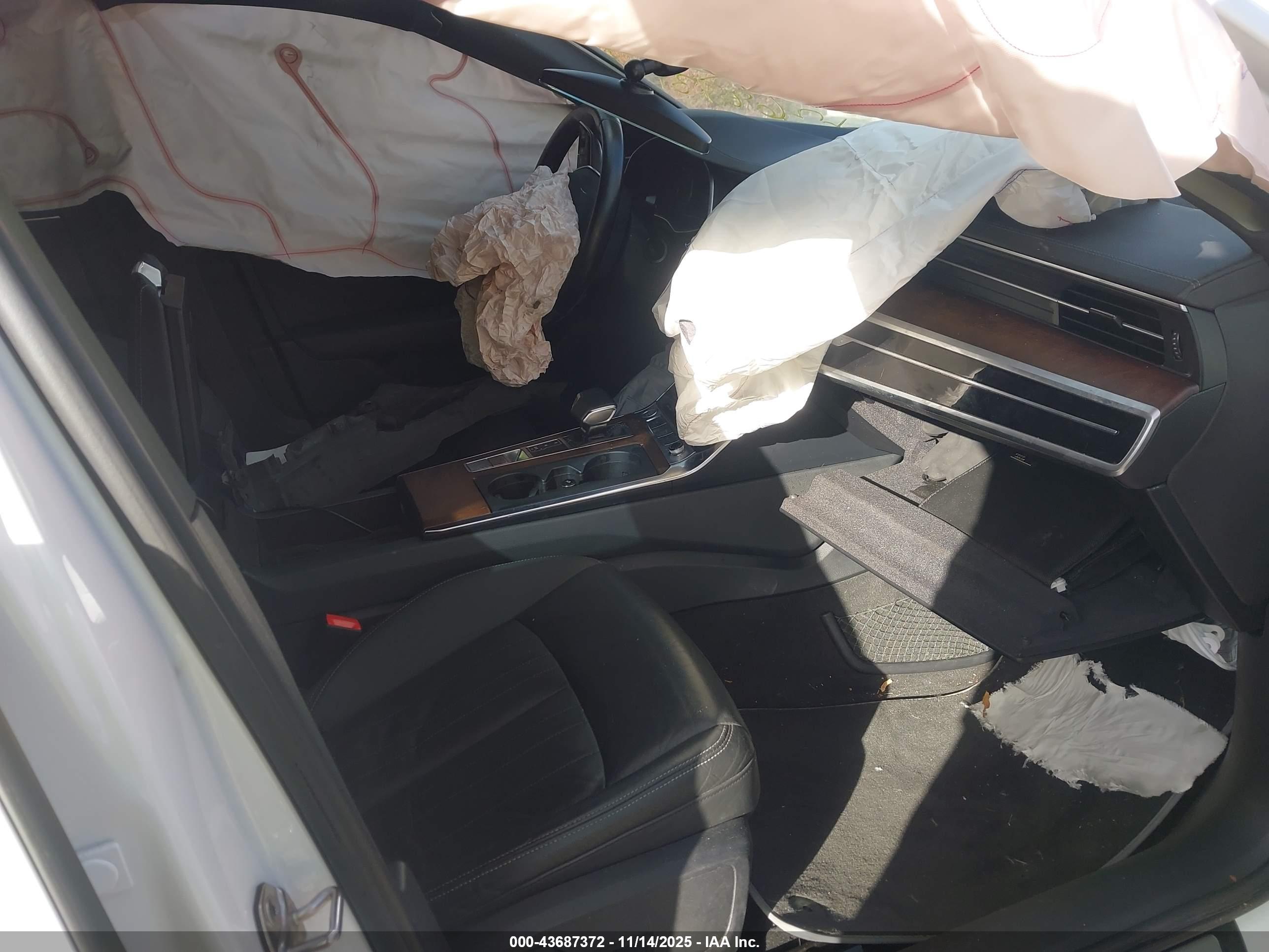 AUDI A6 image 5