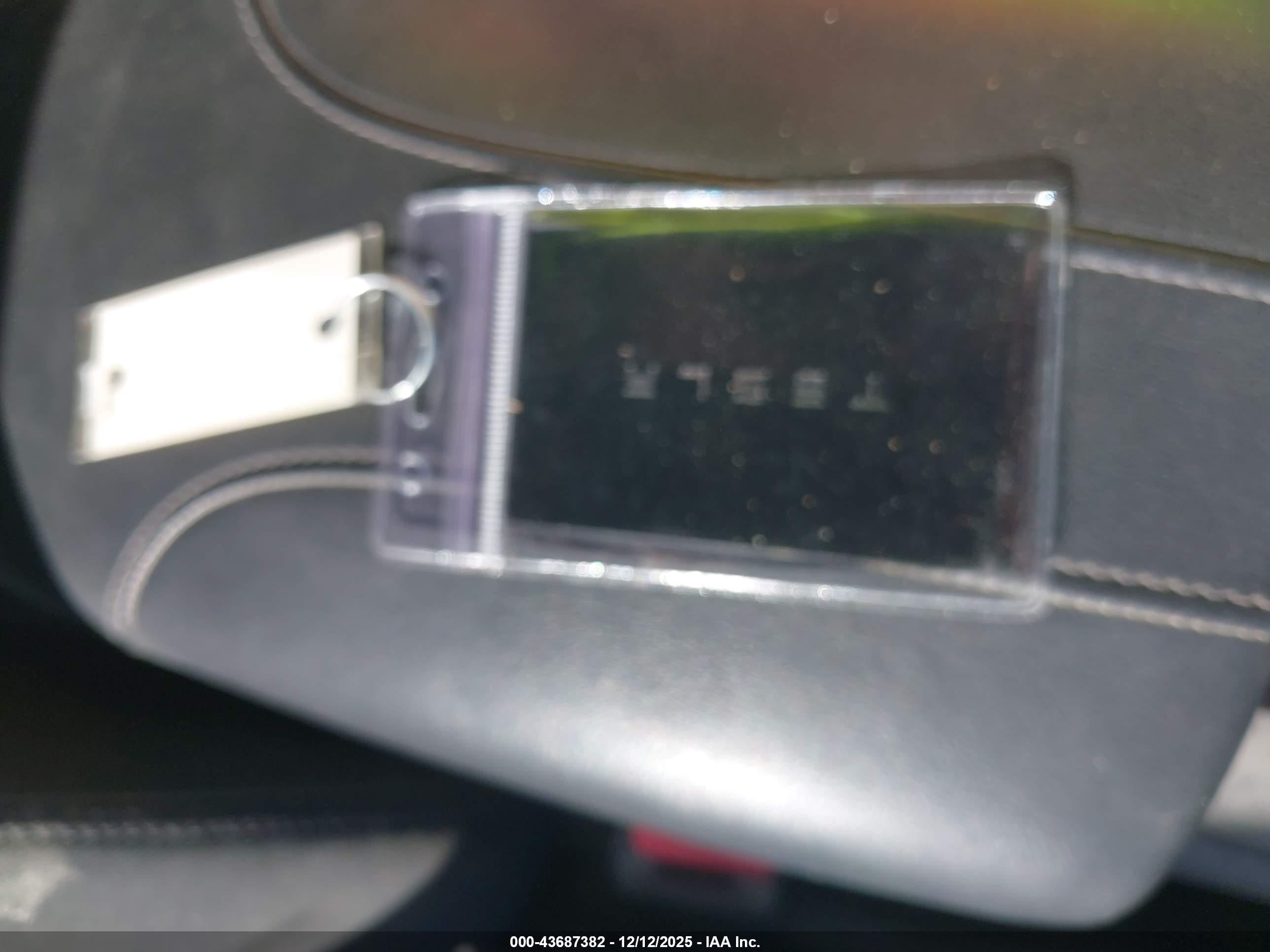 TESLA MODEL image 11